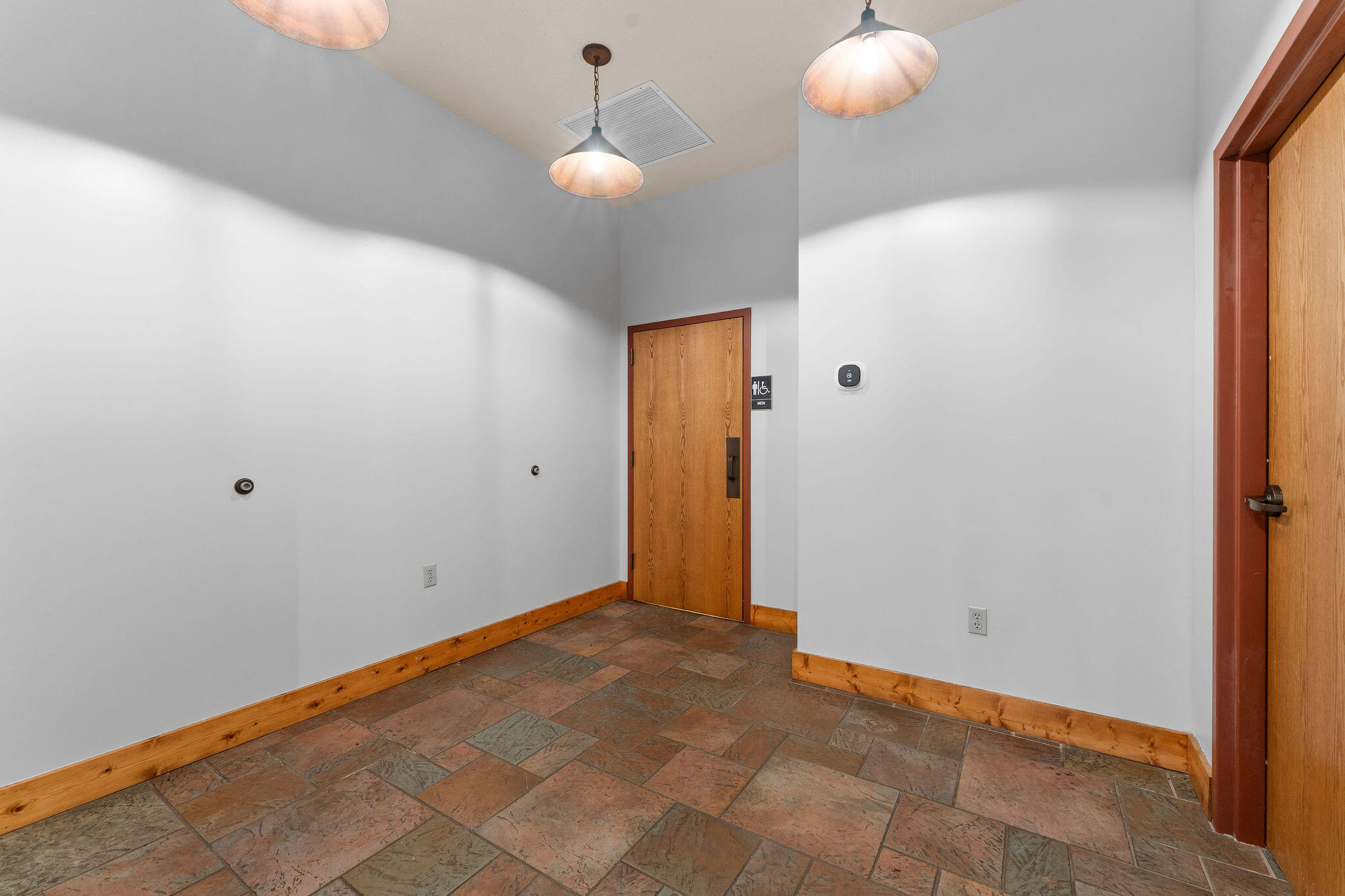 4910 Us Highway 65 Property Photo 15