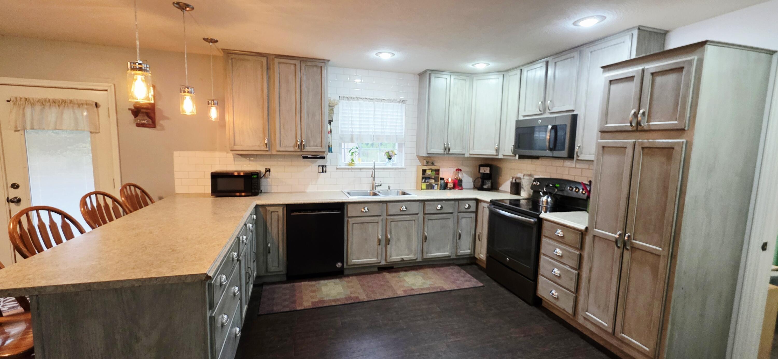 28114 State Highway 38 Property Photo 2