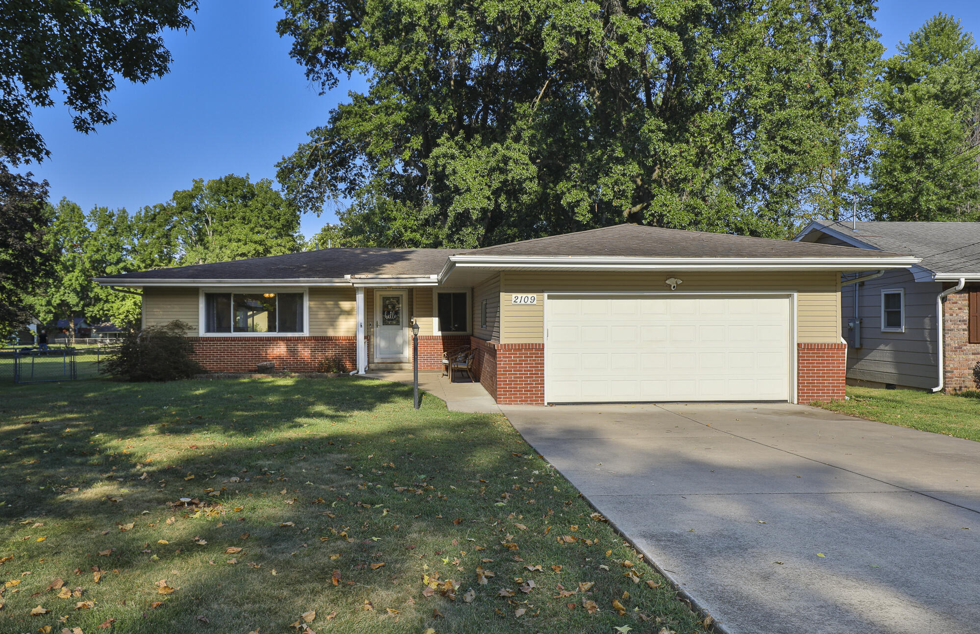 2109 South Kimbrough Avenue Property Photo 1