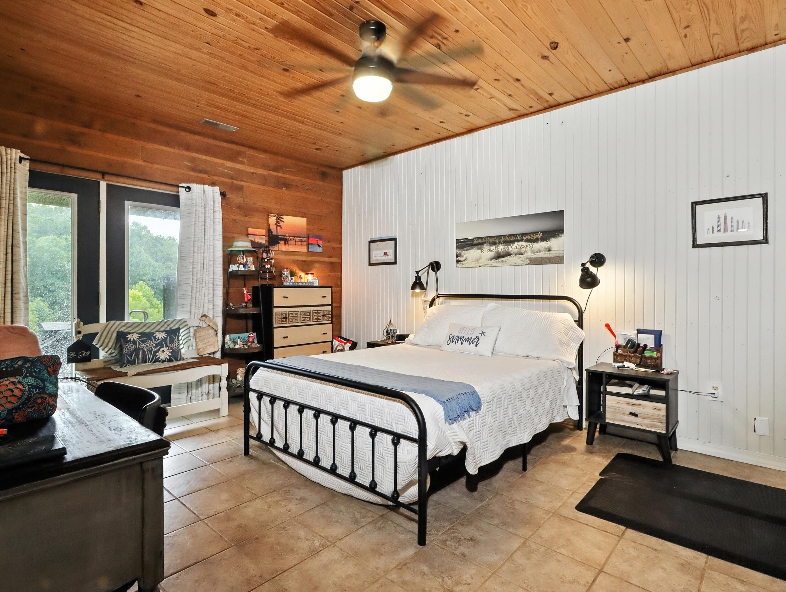 2186 County Road 502 Property Photo 10