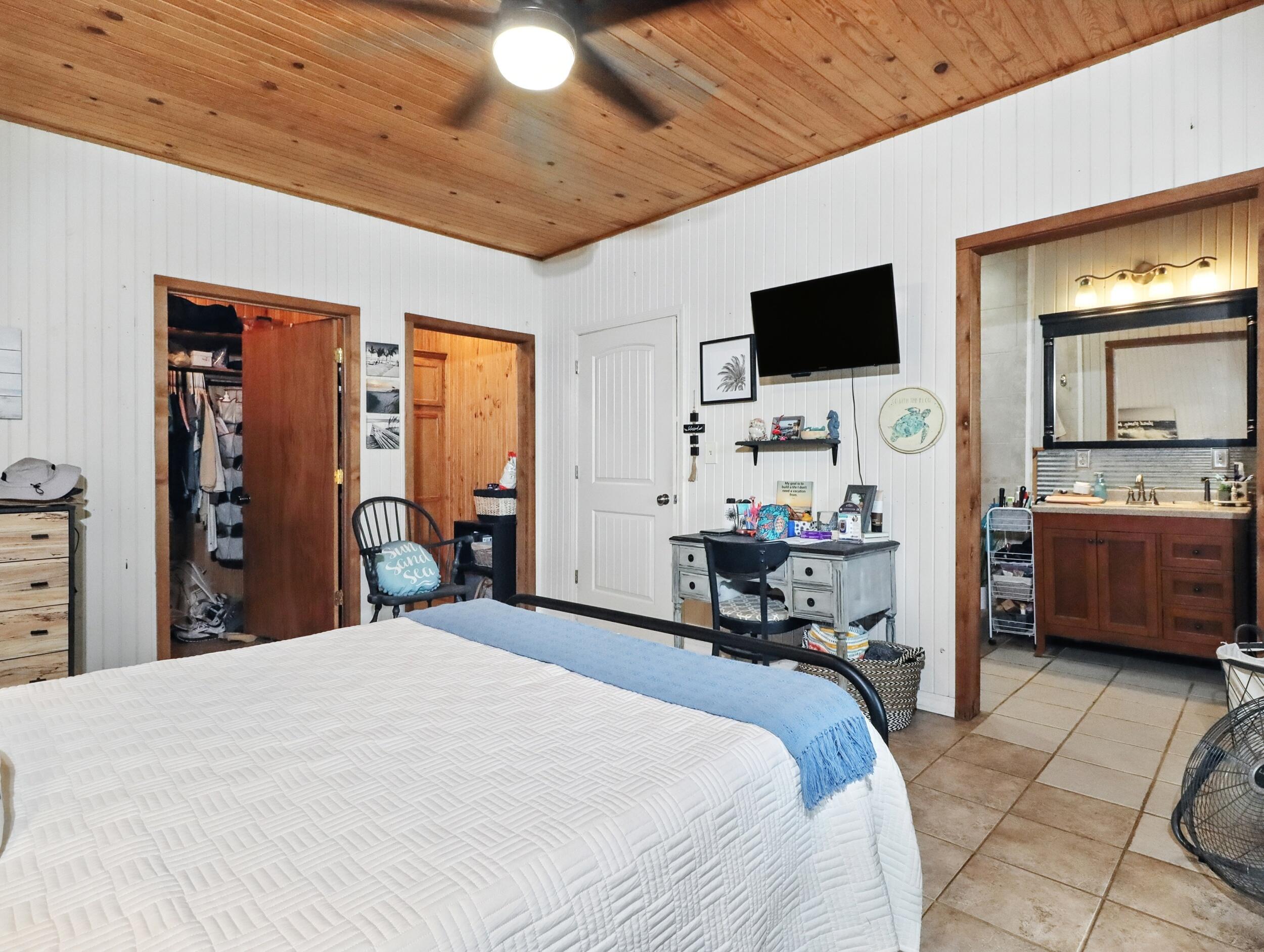 2186 County Road 502 Property Photo 12