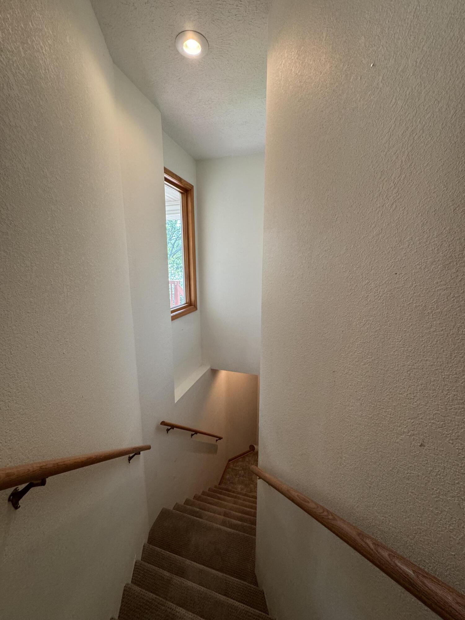 93 West Wind Way Property Photo 32