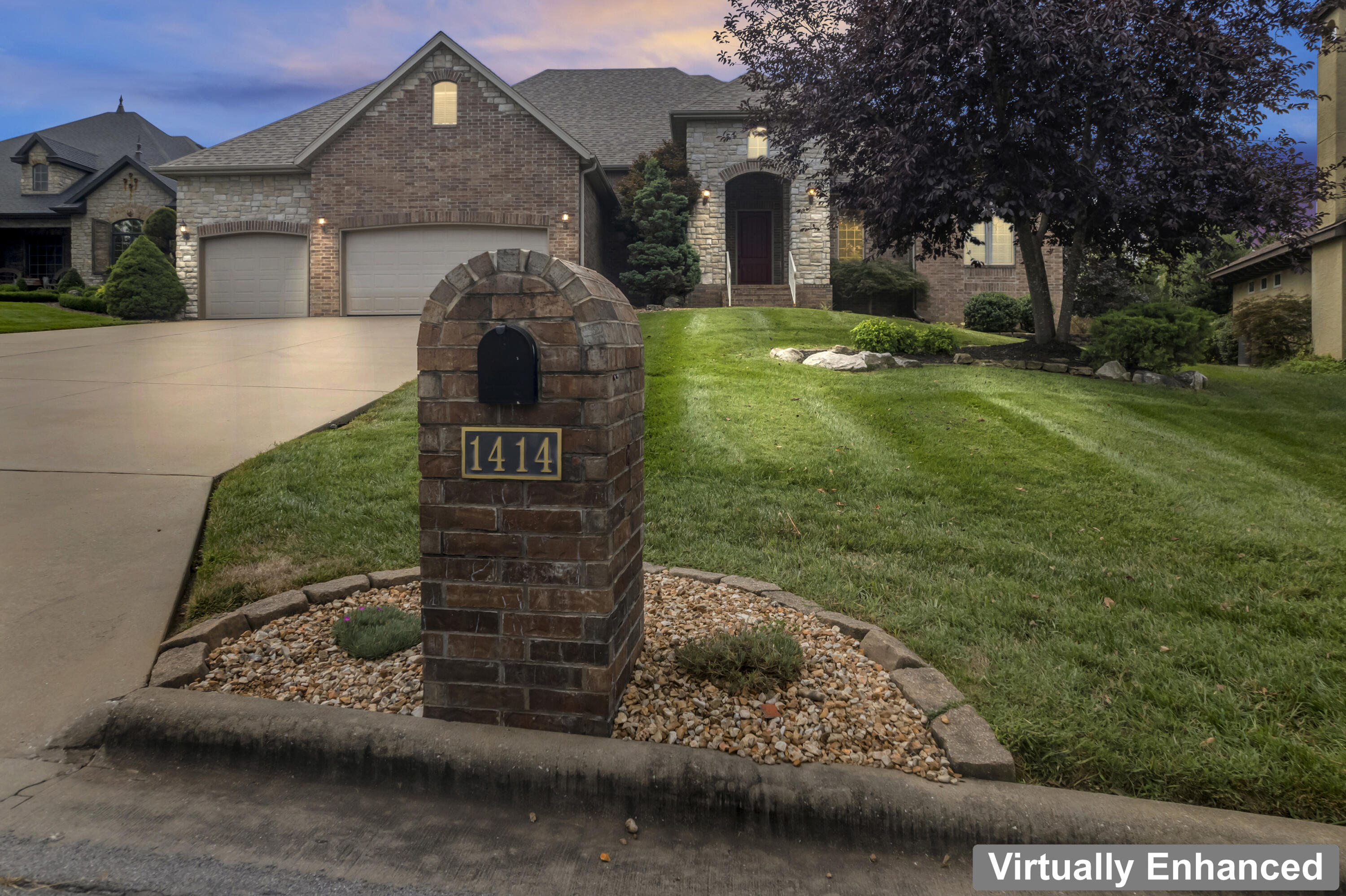 1414 East Wilder Drive Property Photo 2