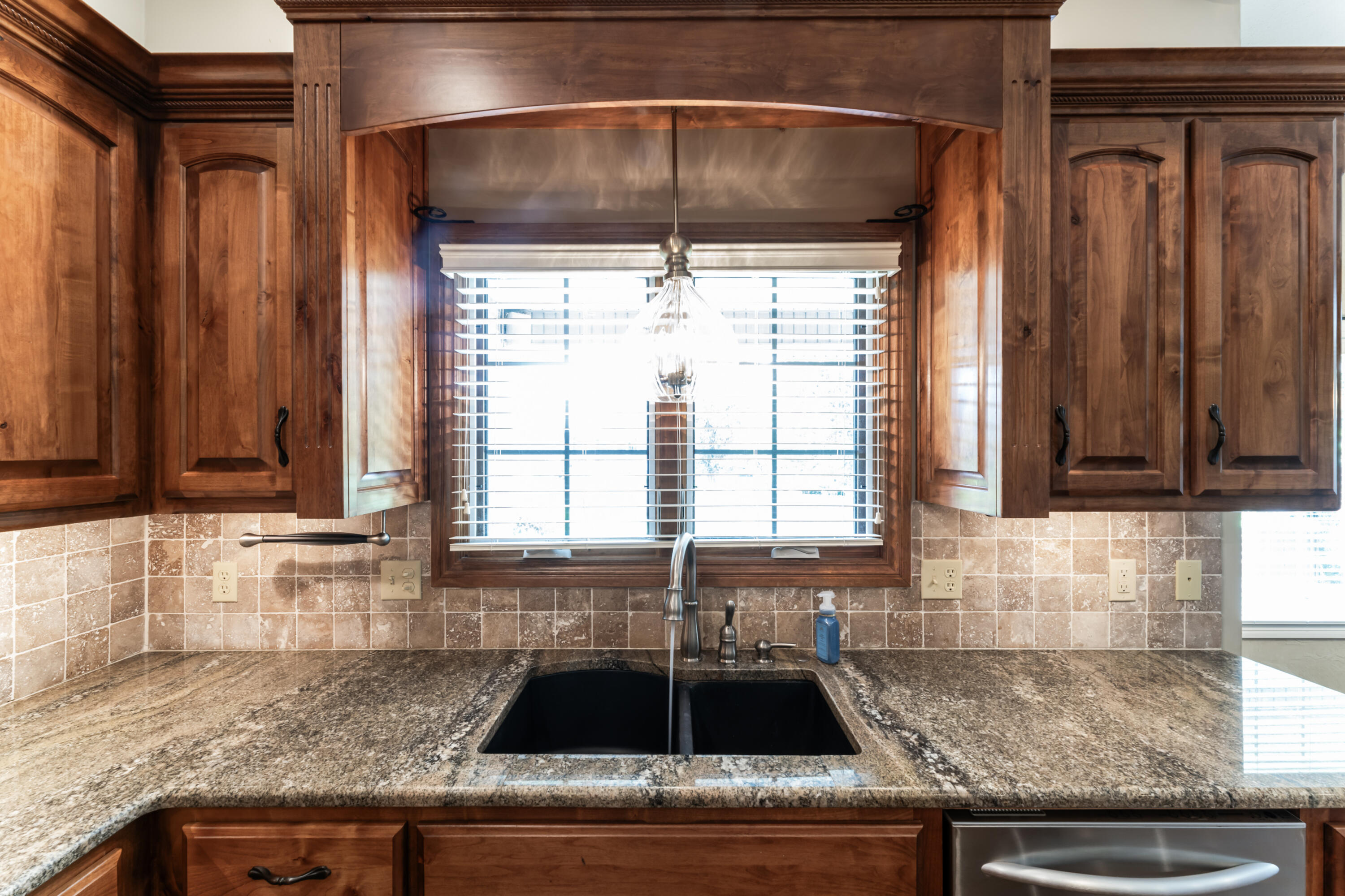 1414 East Wilder Drive Property Photo 17