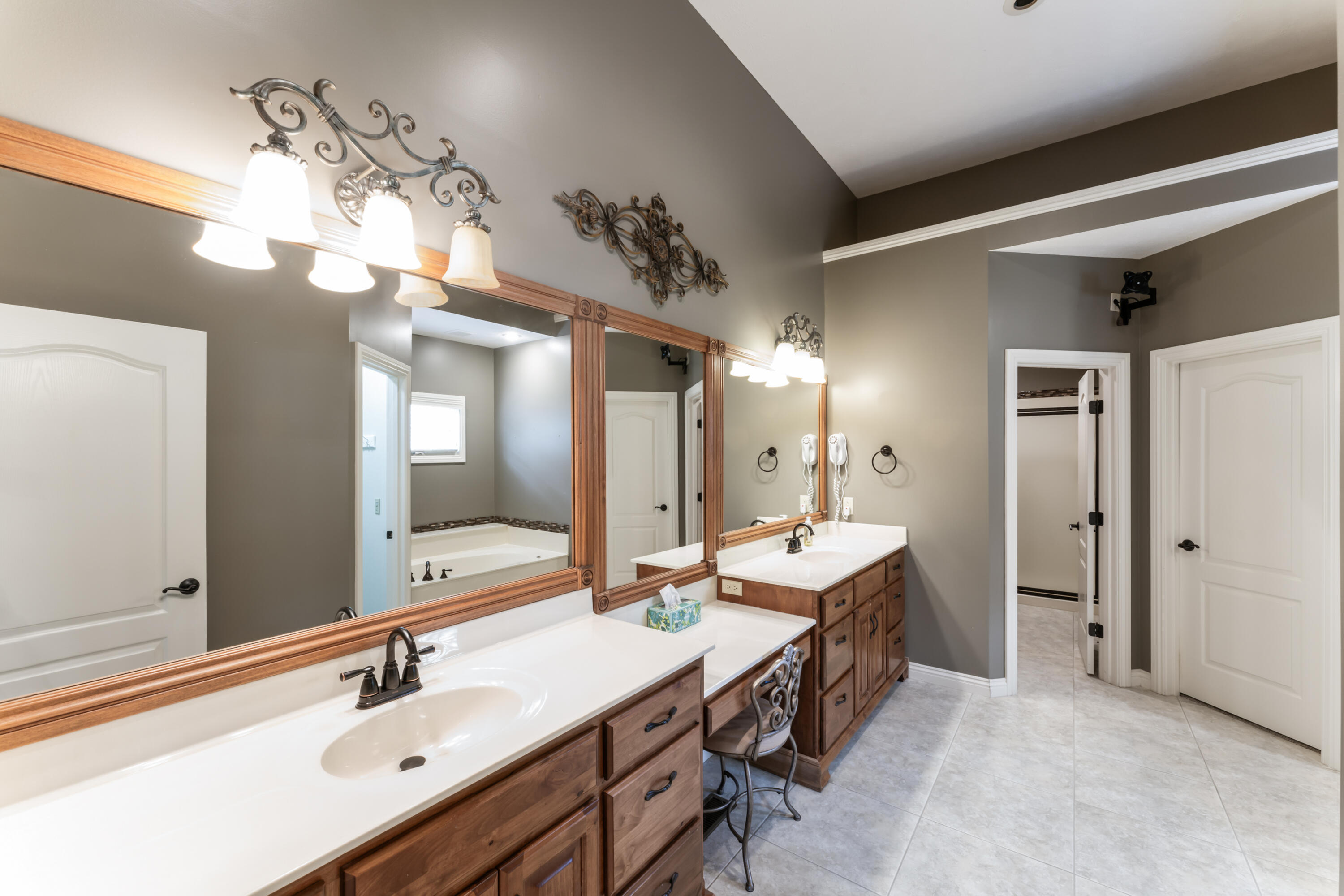 1414 East Wilder Drive Property Photo 22