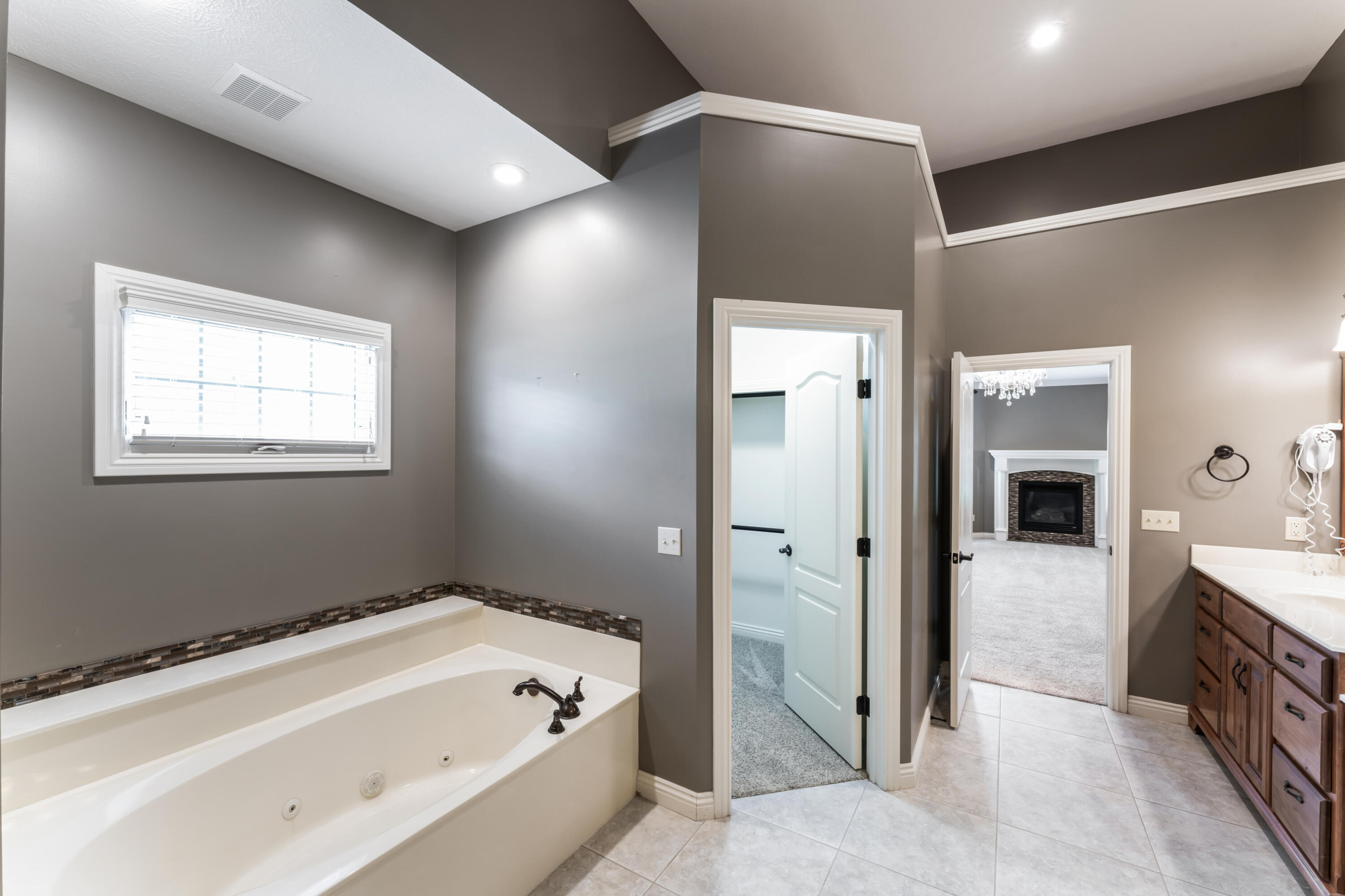 1414 East Wilder Drive Property Photo 23