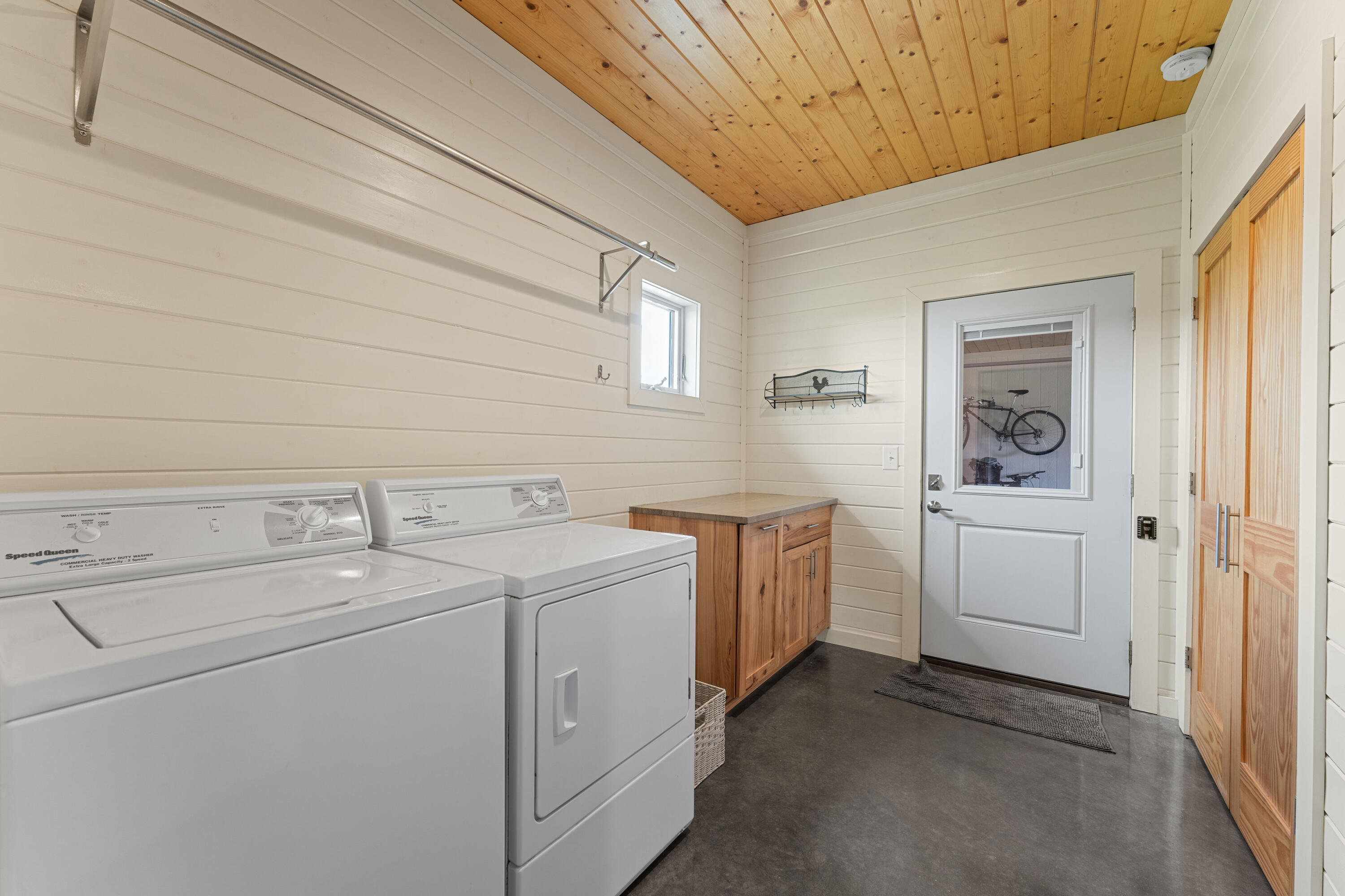 27255 Farm Road 2090 Property Photo 26