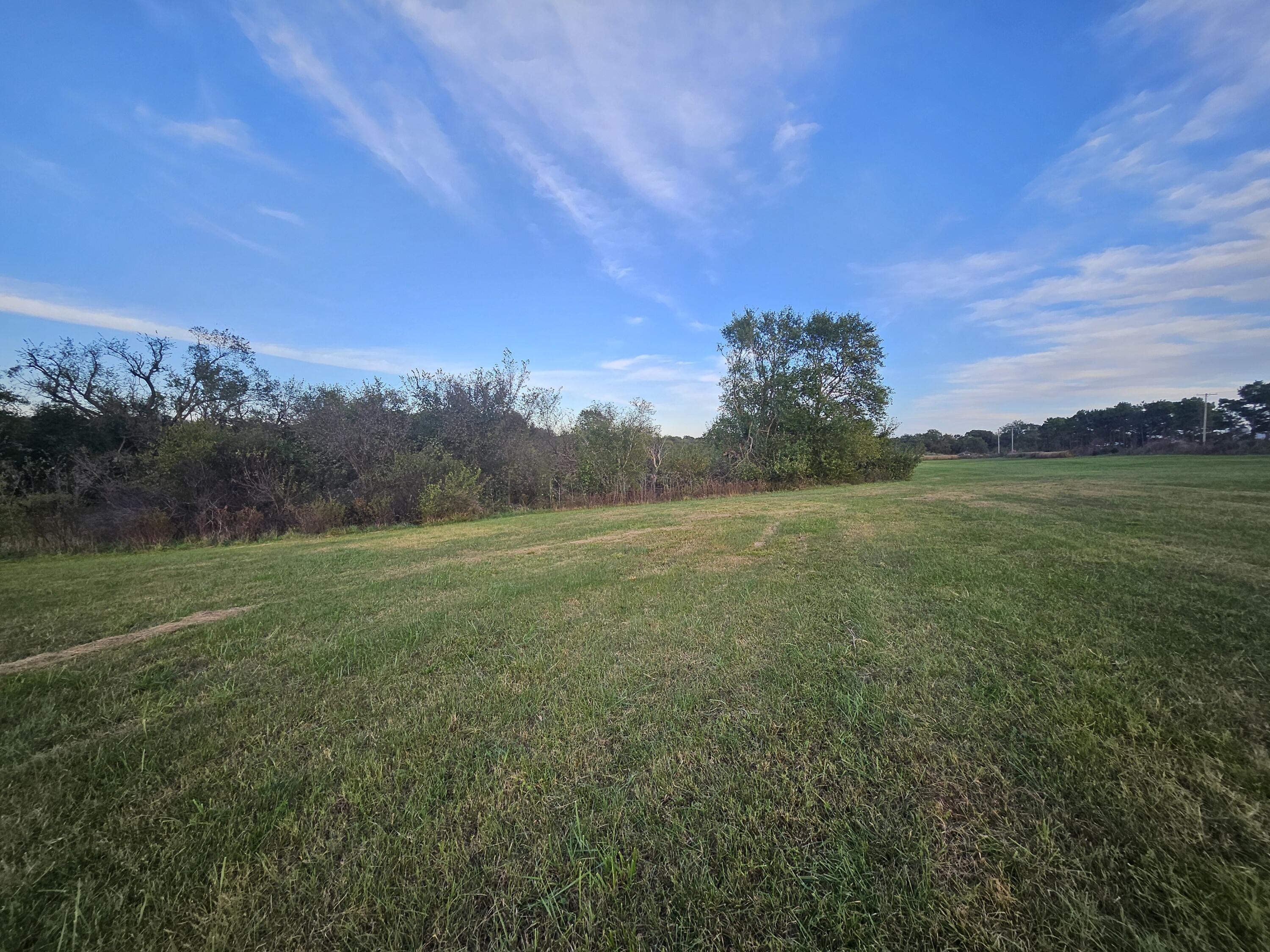 000 South Linebarger Property Photo 3
