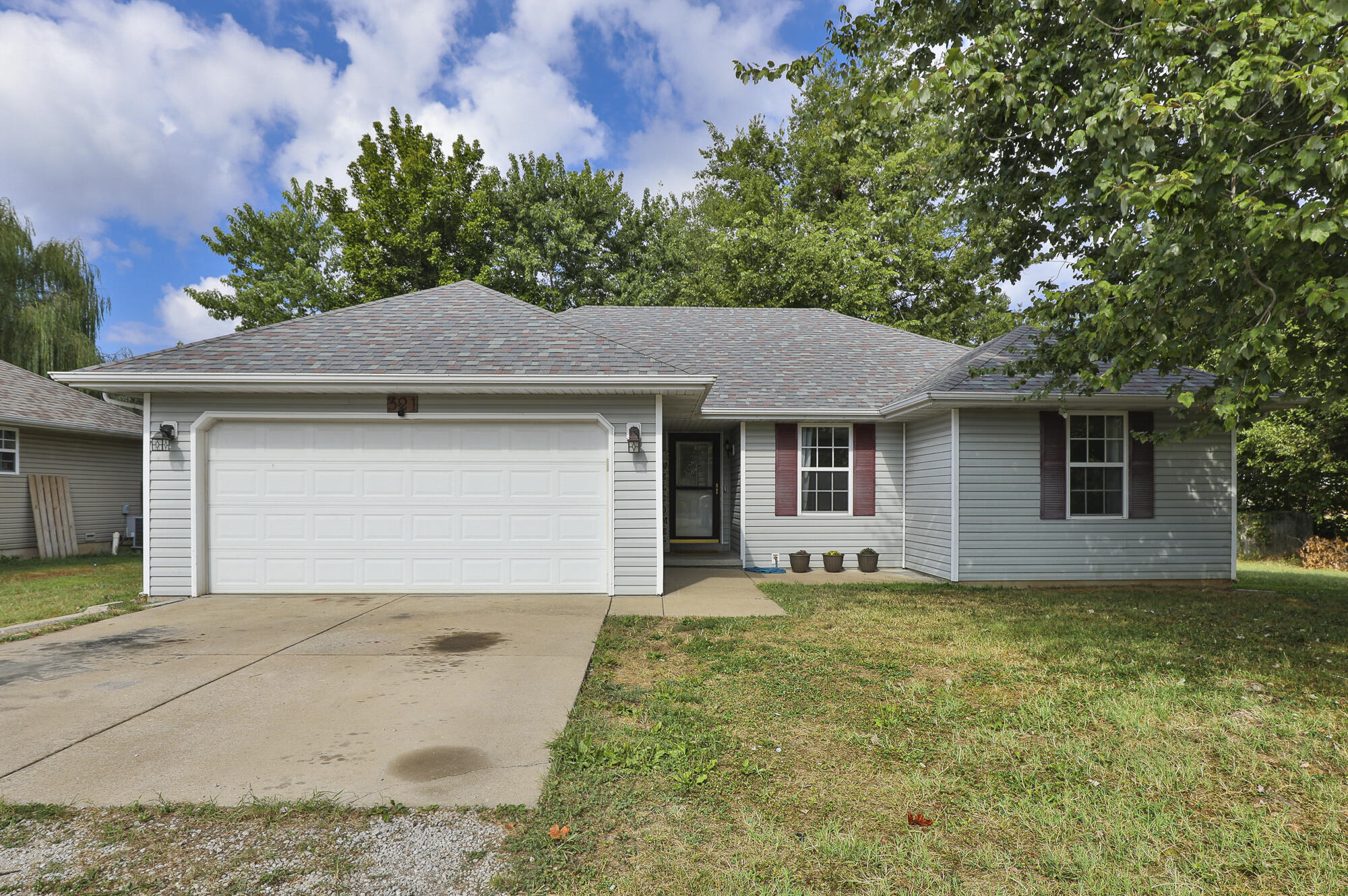 321 Shark Circle Property Photo 1