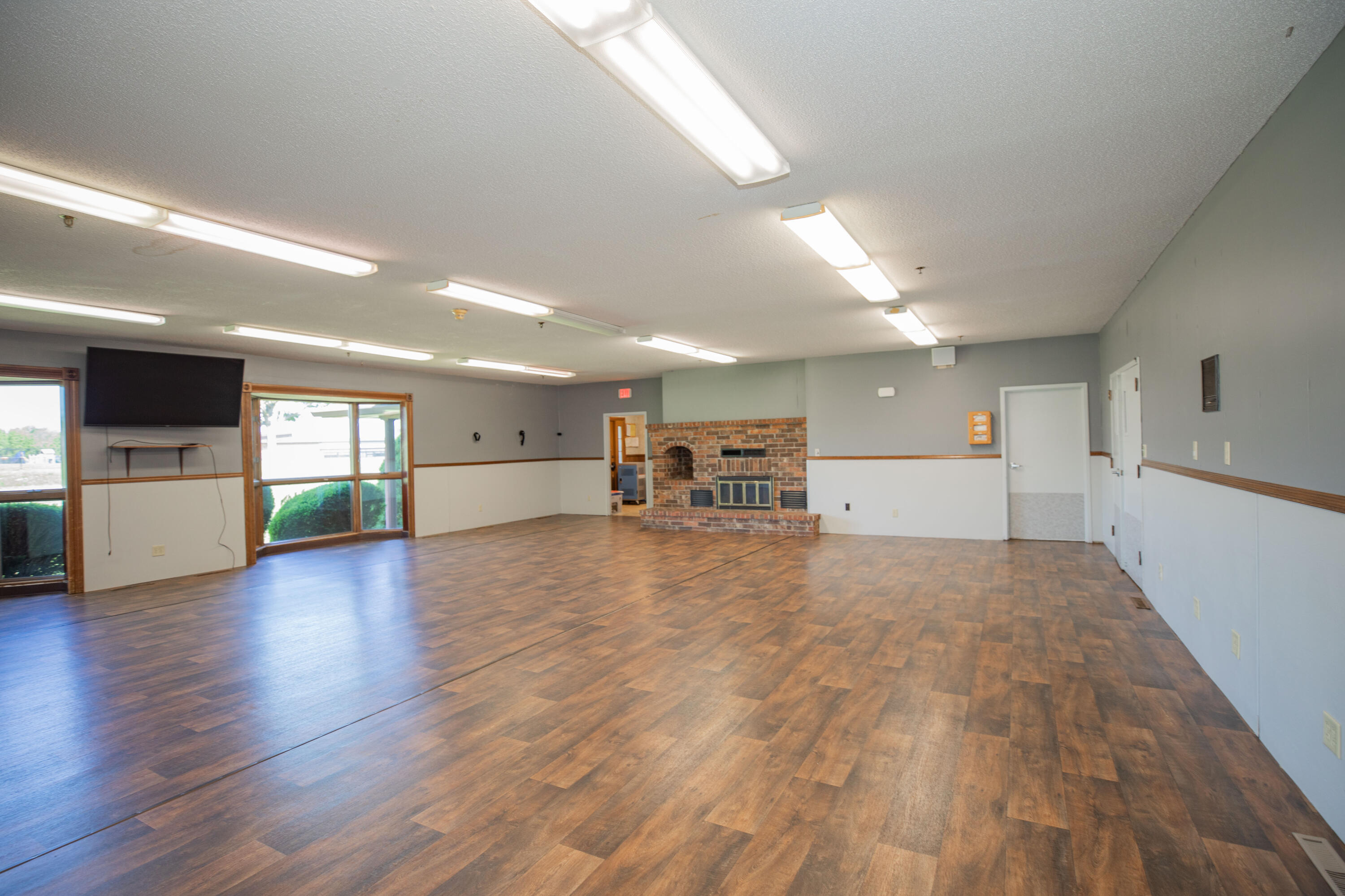 807 North Briarwood Drive Property Photo 10