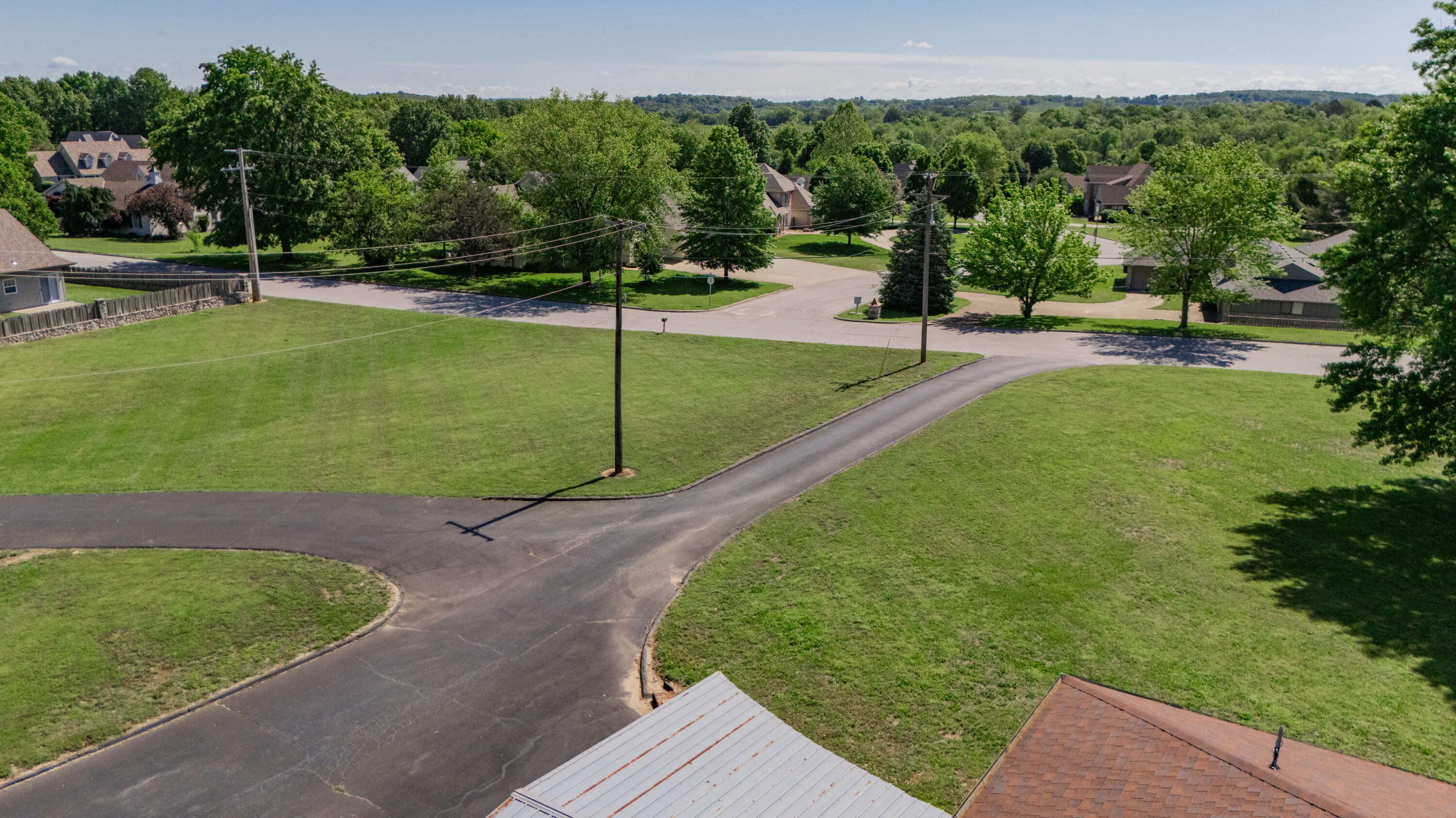 807 North Briarwood Drive Property Photo 25