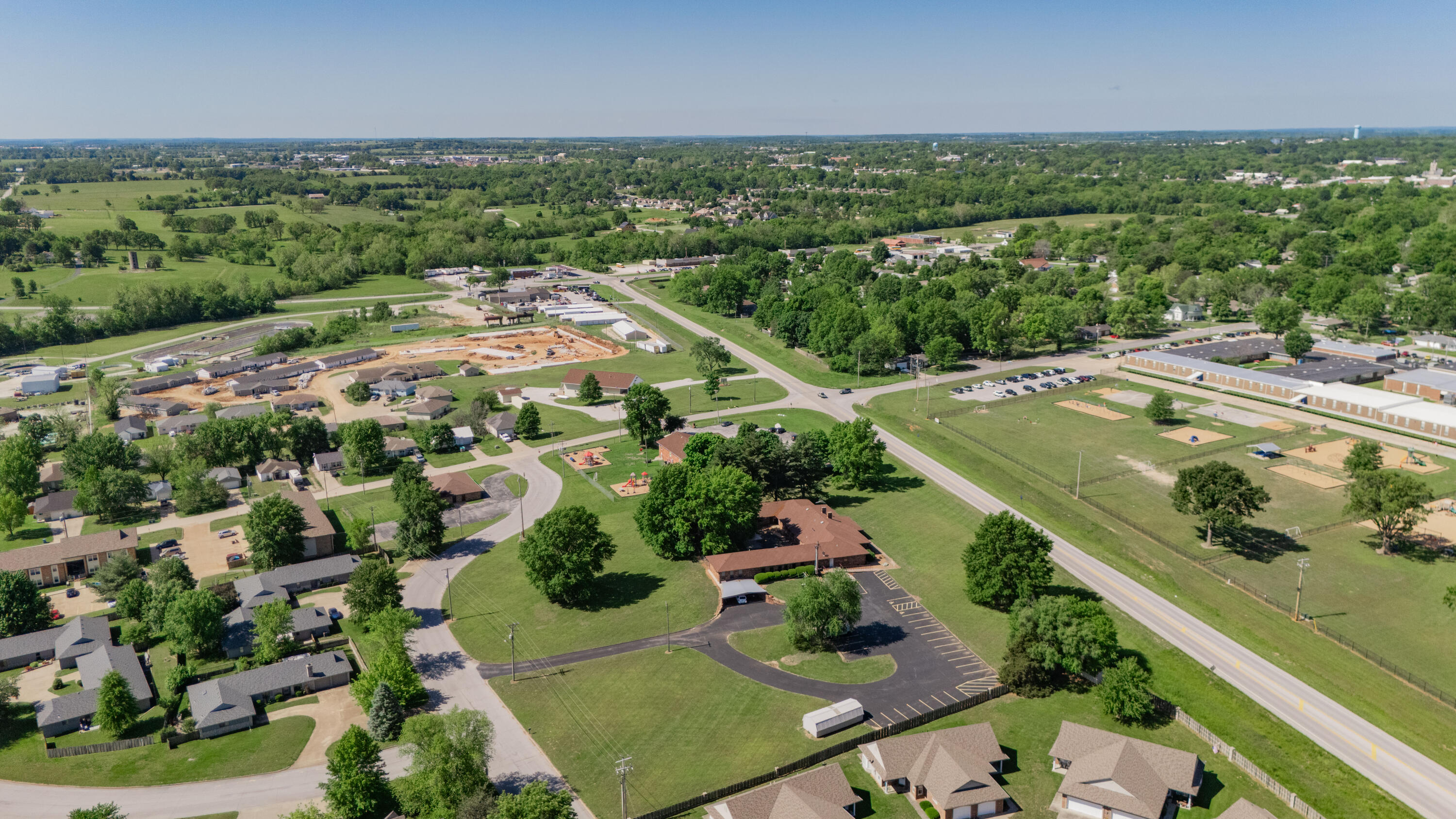 807 North Briarwood Drive Property Photo 35