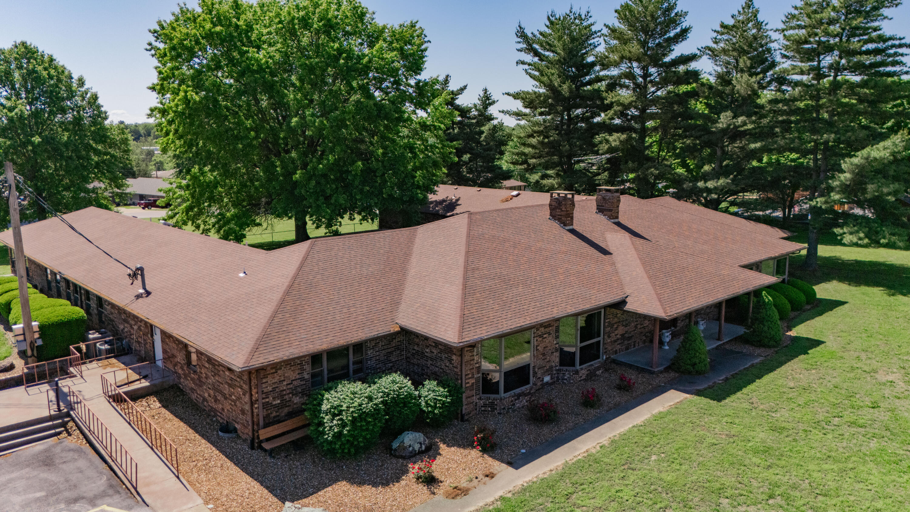 807 North Briarwood Drive Property Photo 38