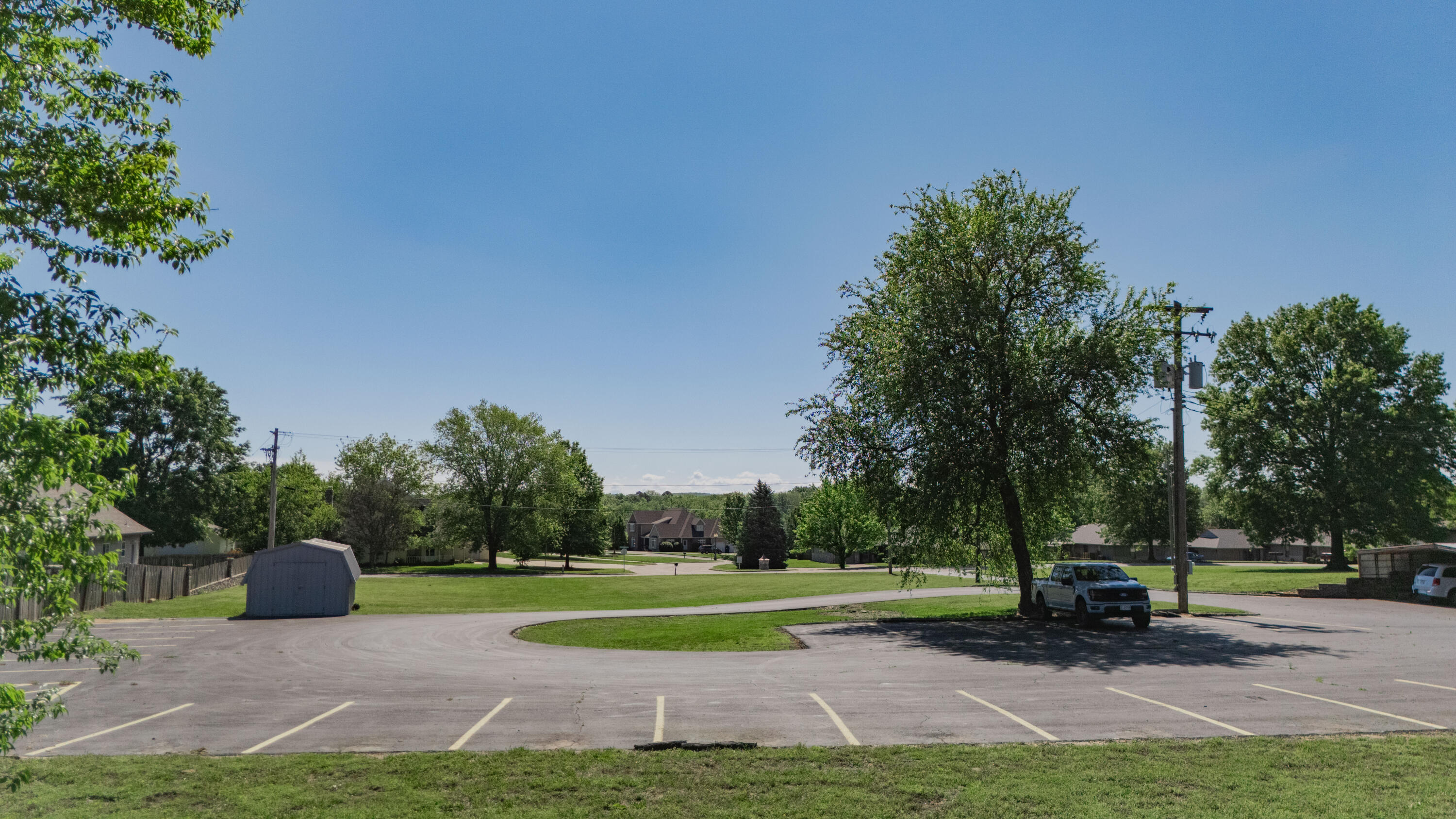 807 North Briarwood Drive Property Photo 41