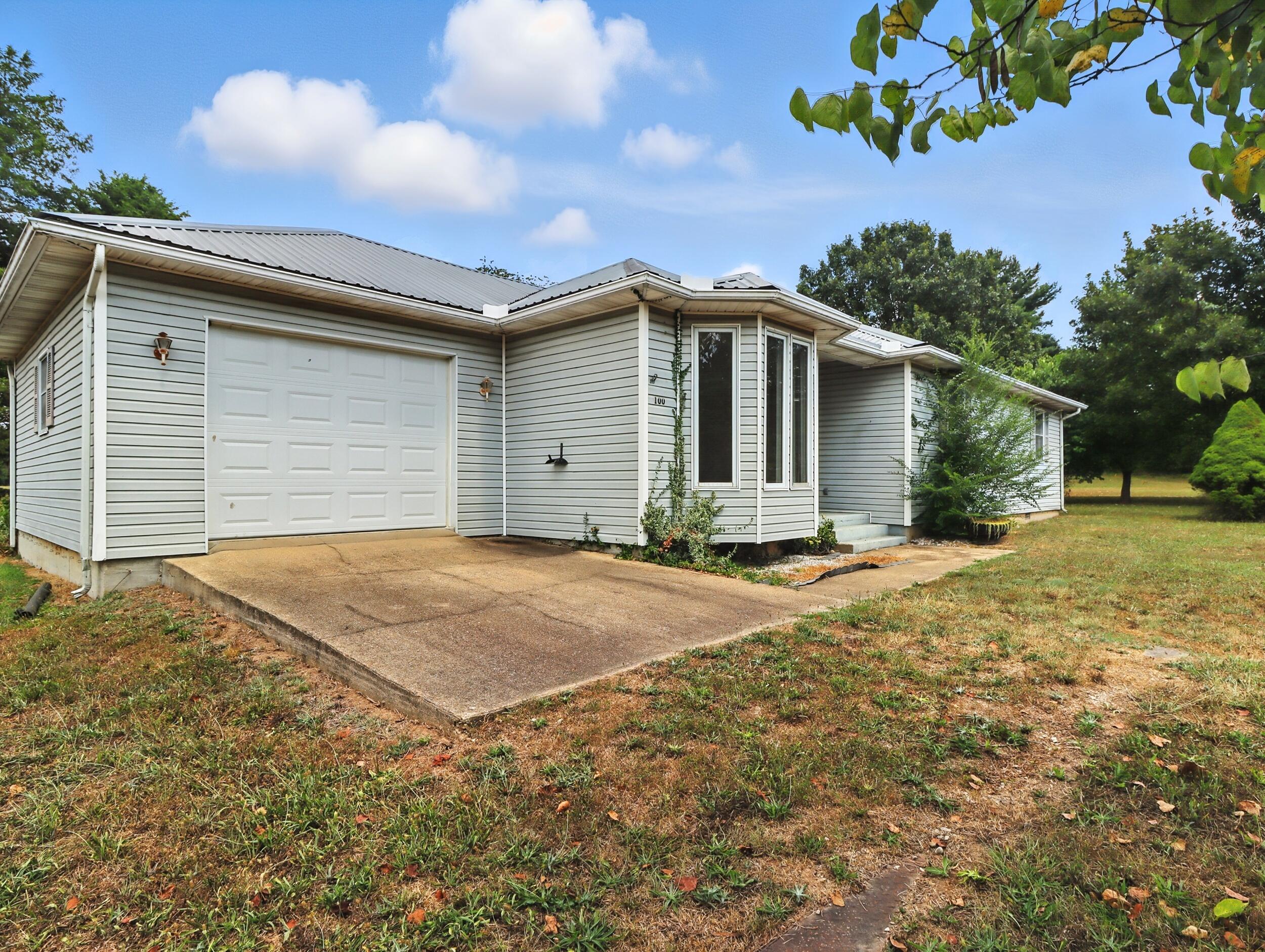 100 Pennycuick Drive Property Photo 3