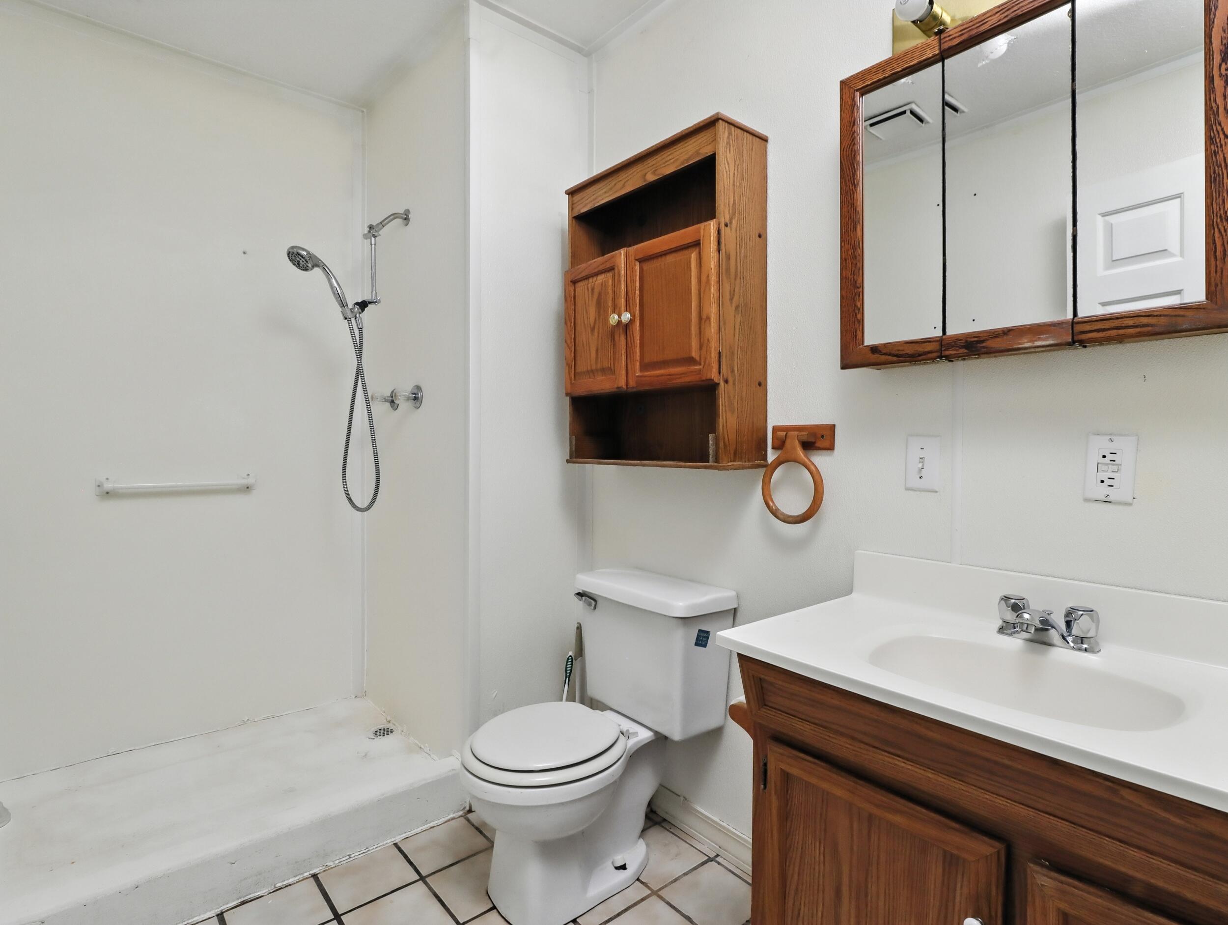 100 Pennycuick Drive Property Photo 16