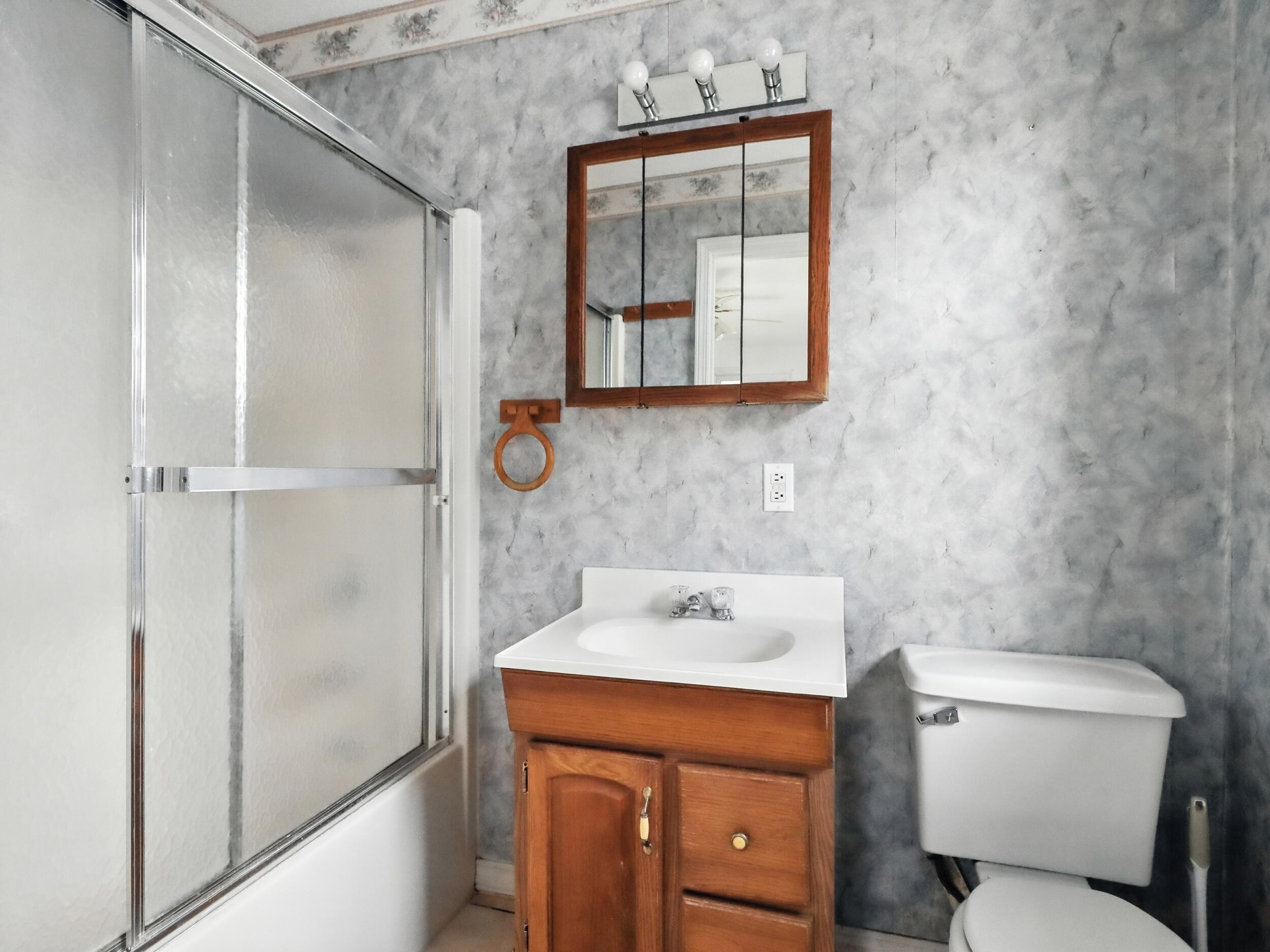 100 Pennycuick Drive Property Photo 19