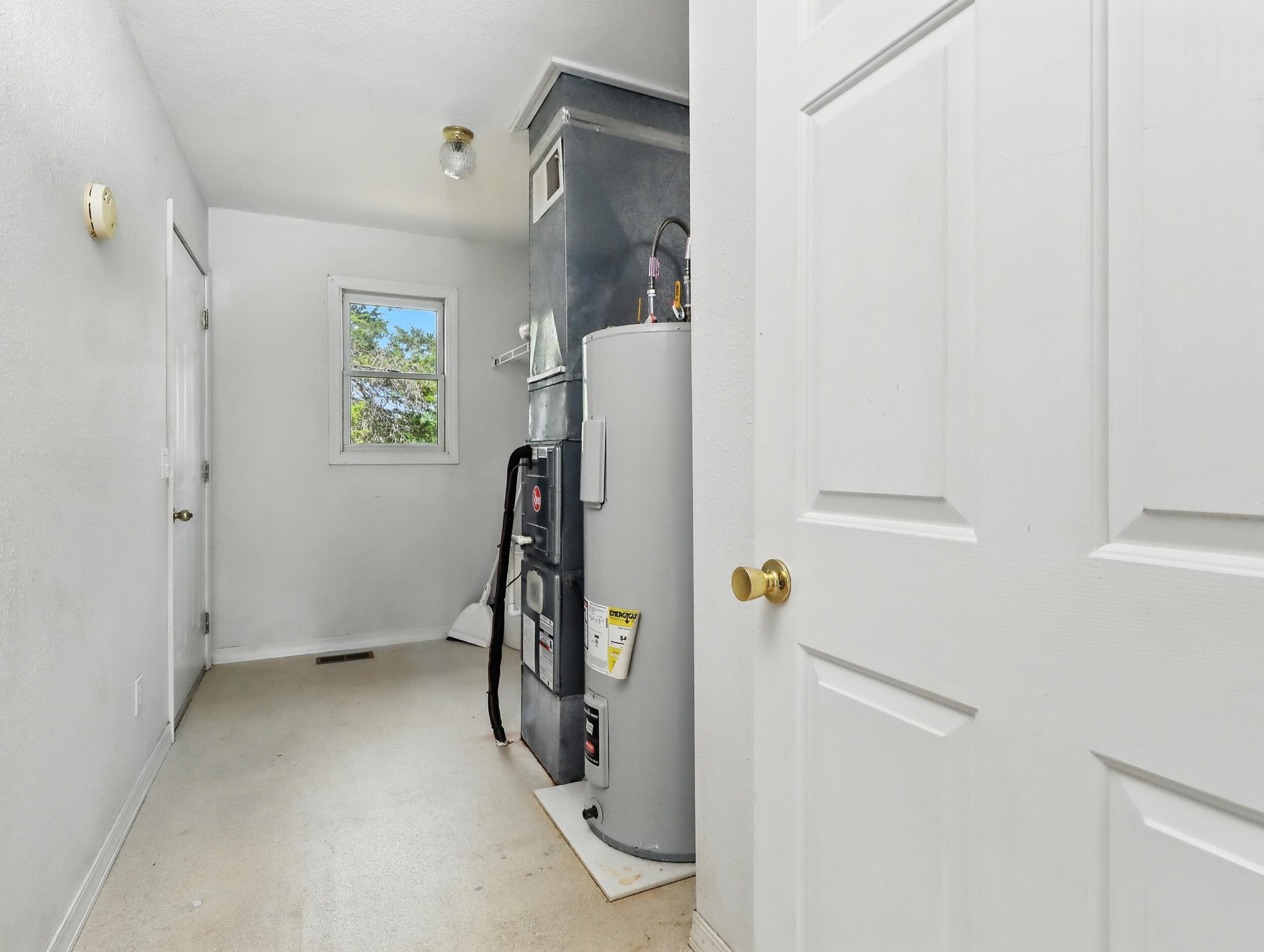 100 Pennycuick Drive Property Photo 20