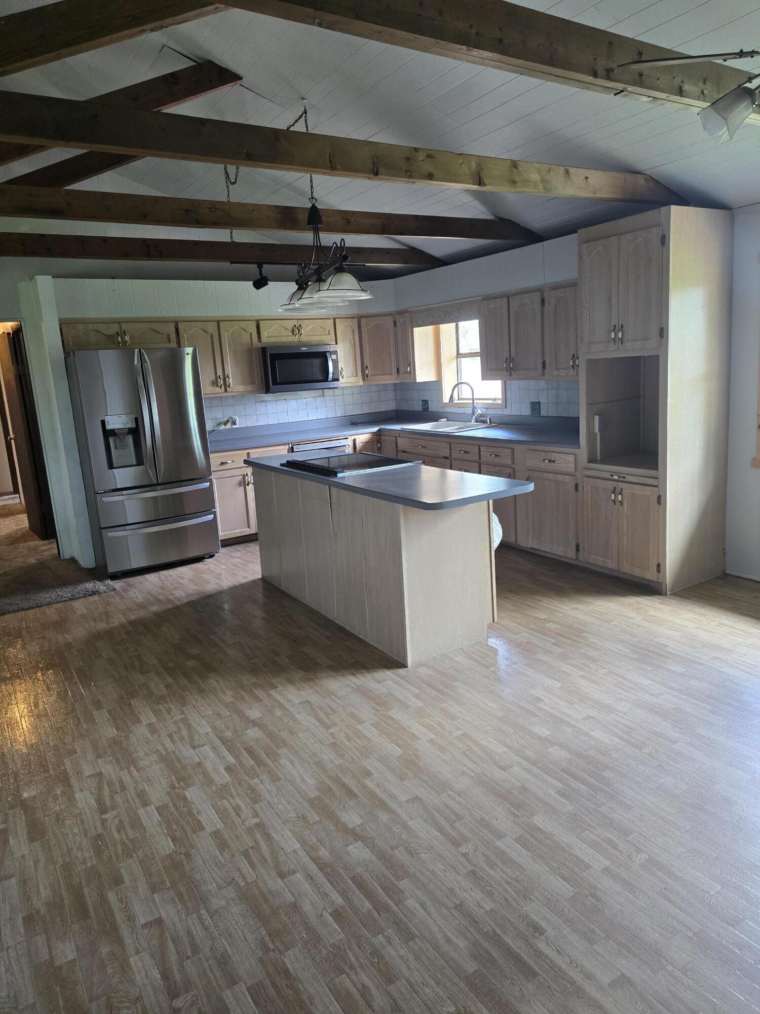 43390 East State Highway 76 Property Photo 19