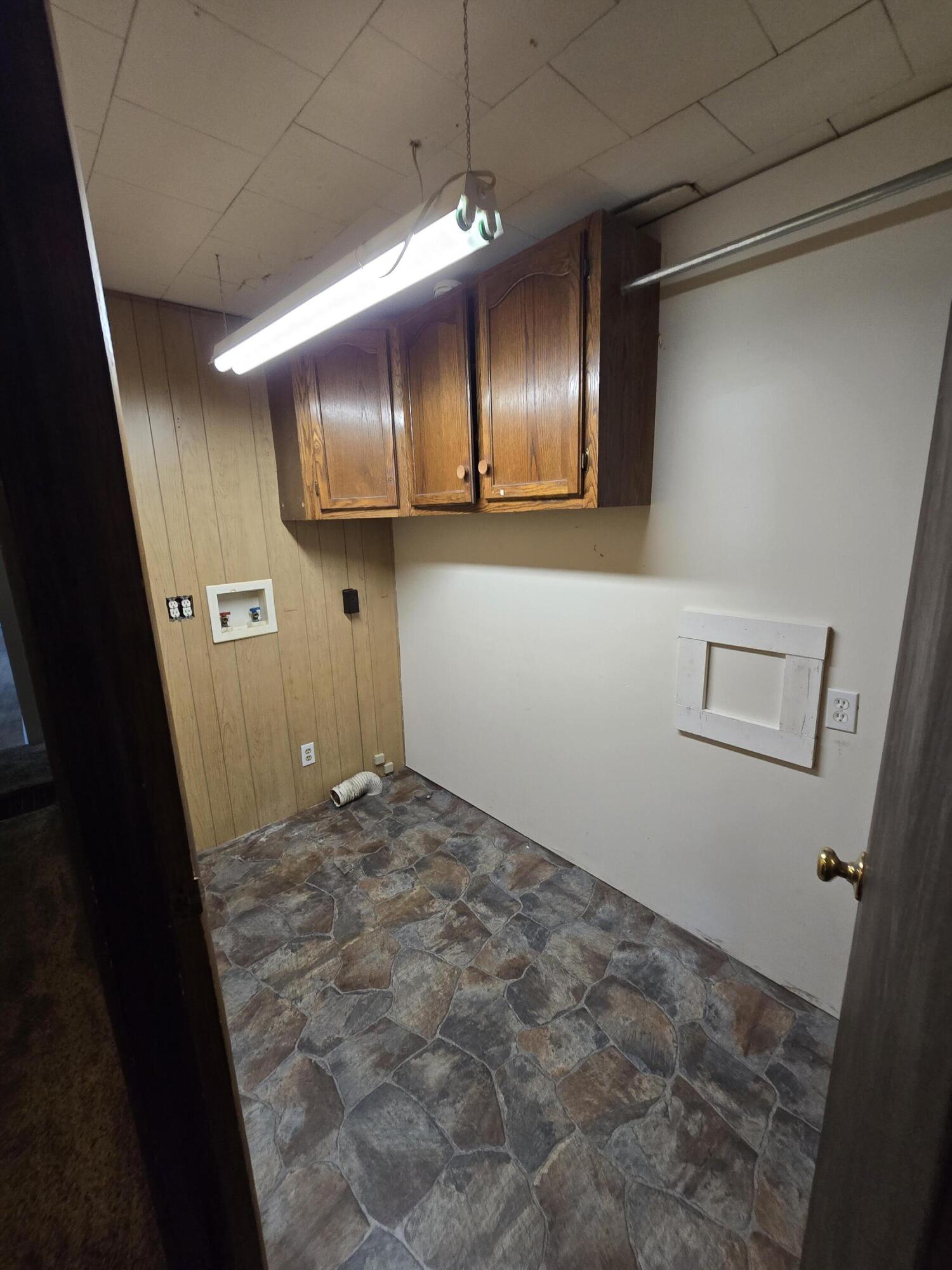 43390 East State Highway 76 Property Photo 25