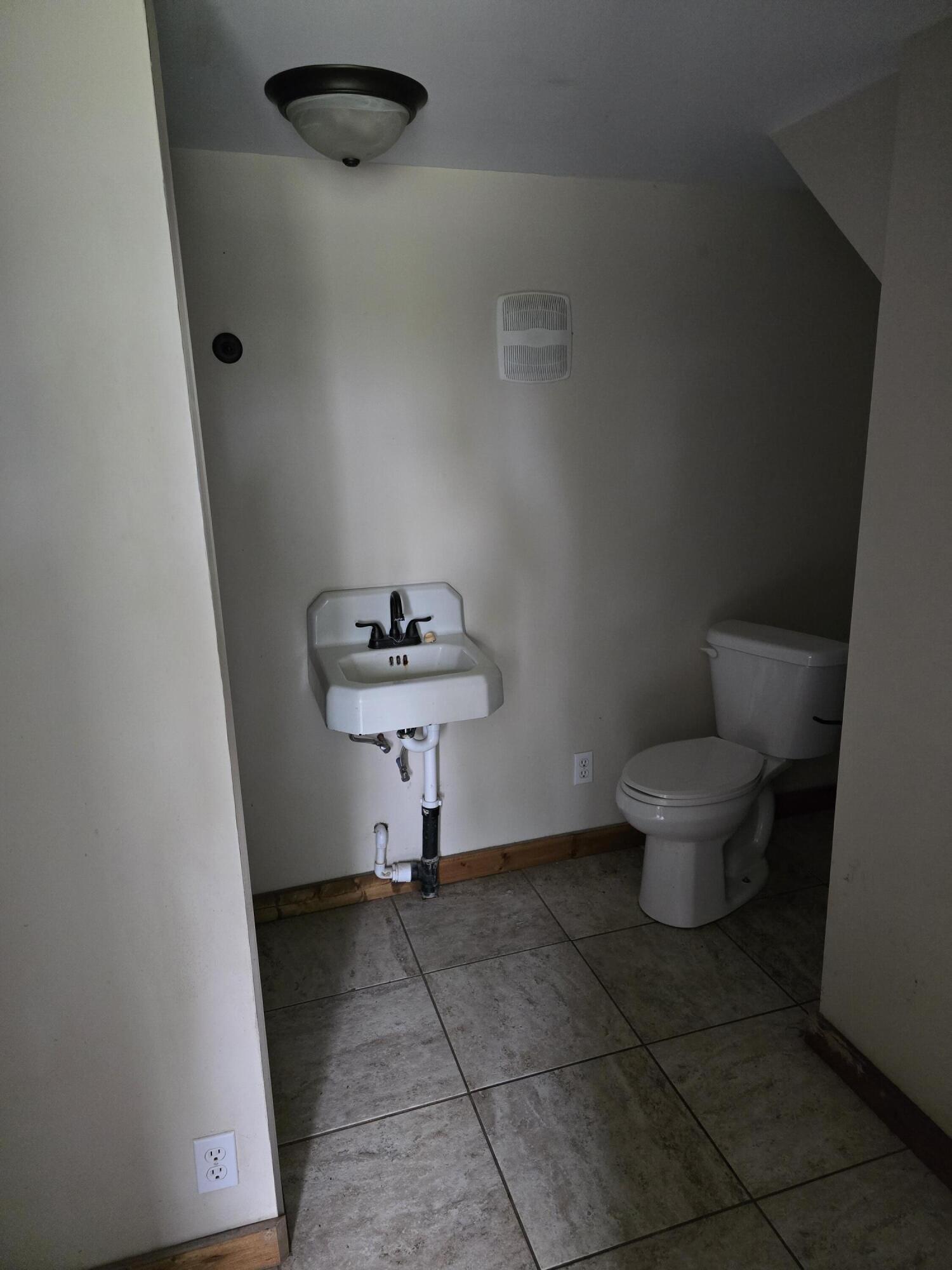 43390 East State Highway 76 Property Photo 28