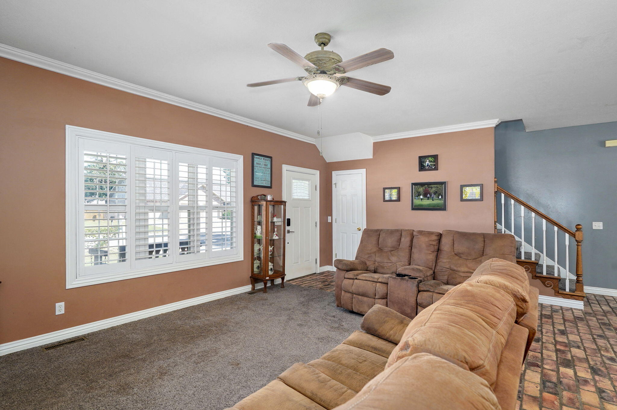 836 Tracy Lane Property Photo 5