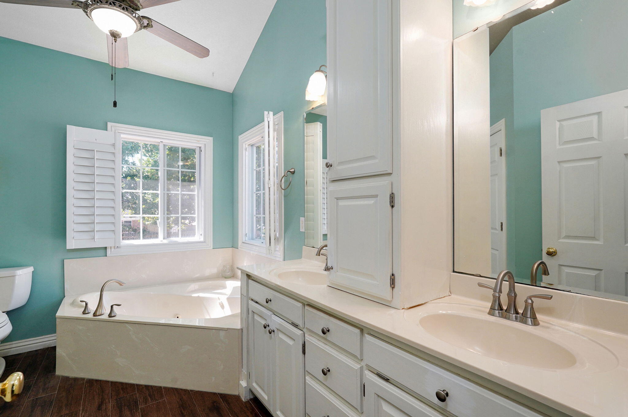 836 Tracy Lane Property Photo 14