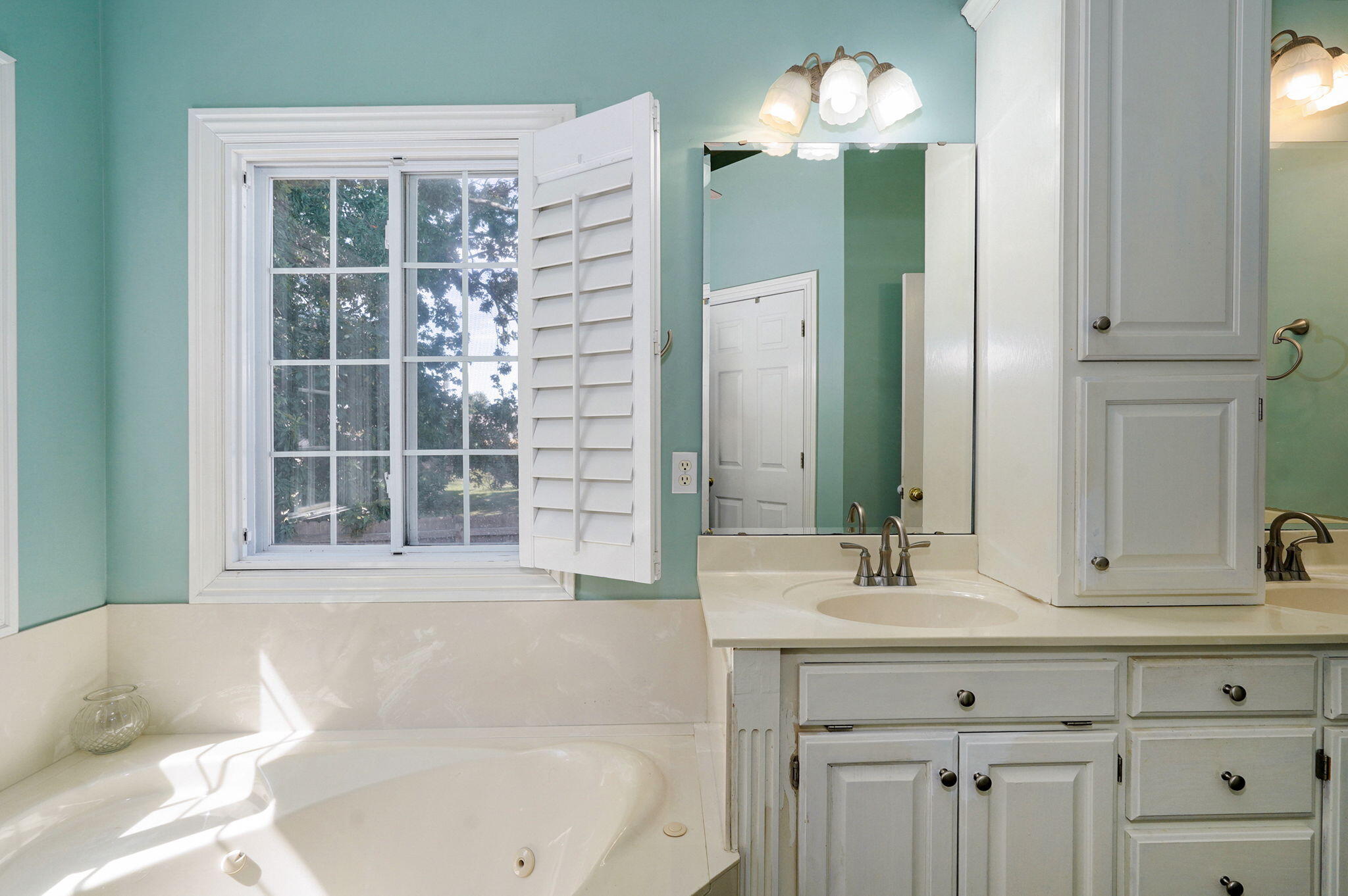 836 Tracy Lane Property Photo 15