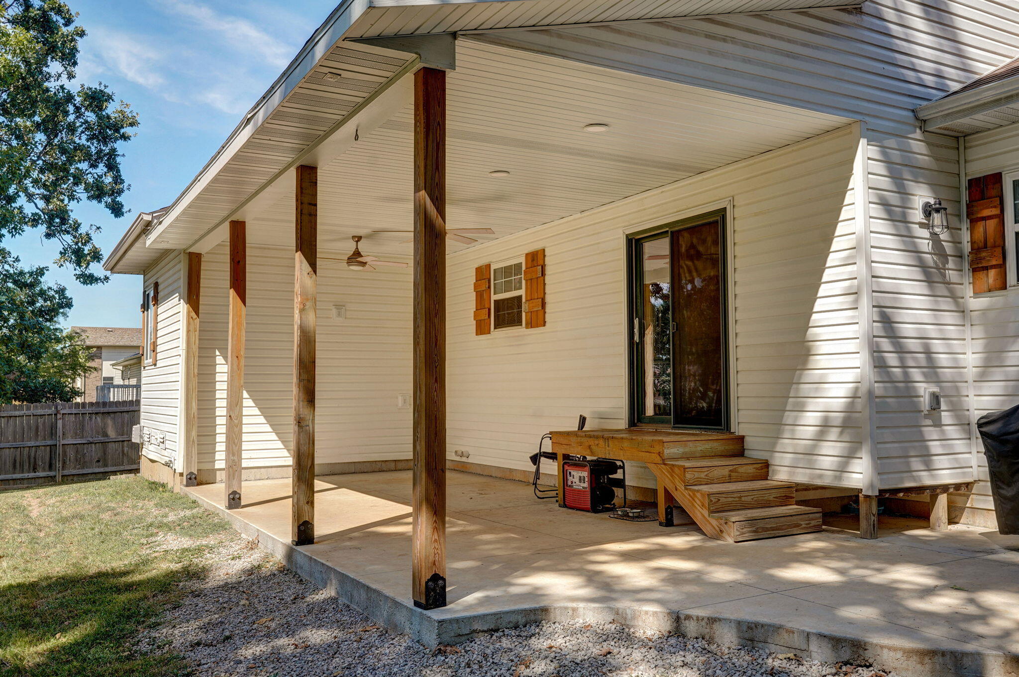 836 Tracy Lane Property Photo 30