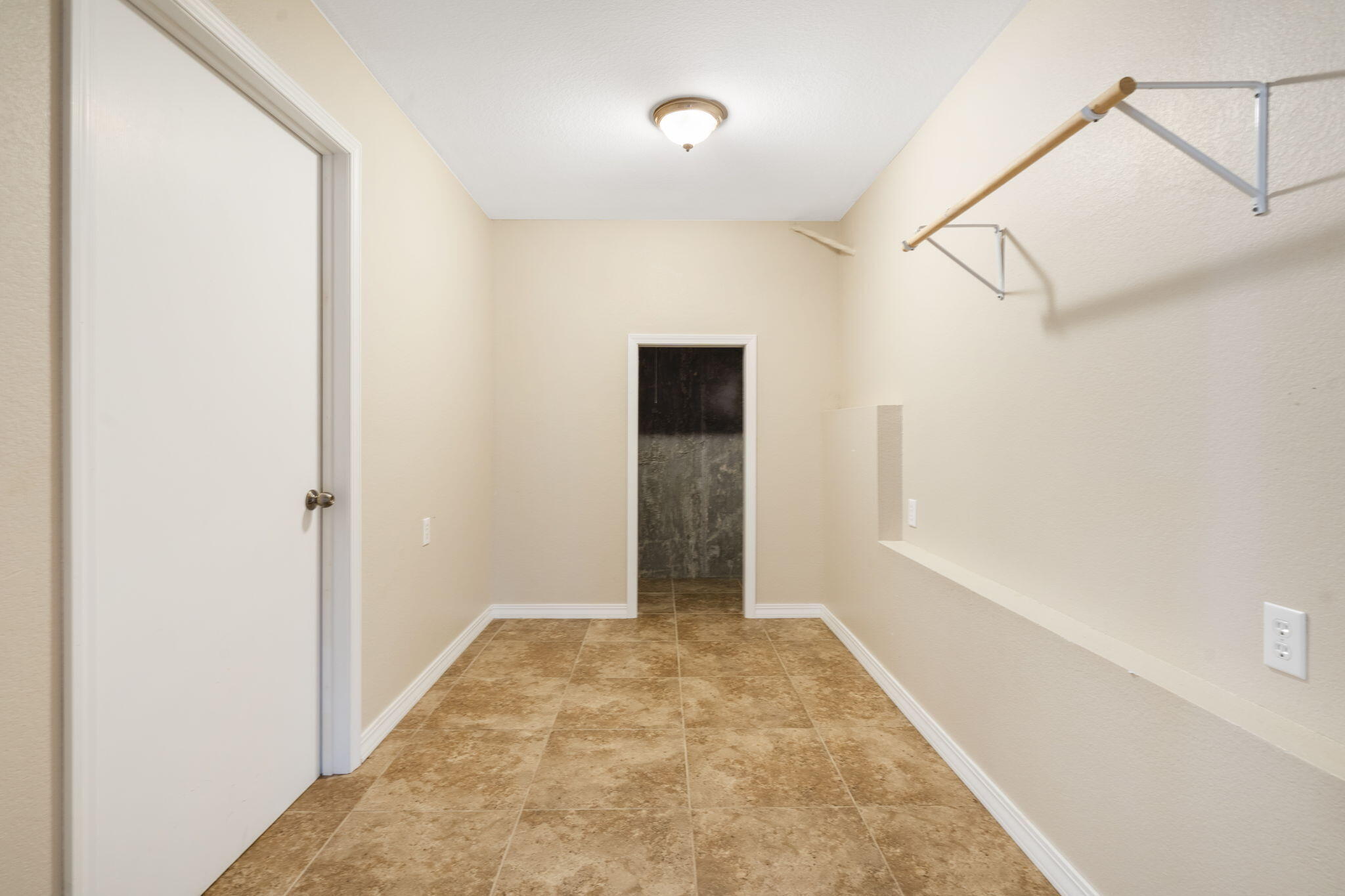 55 Lovers Lane Property Photo 37