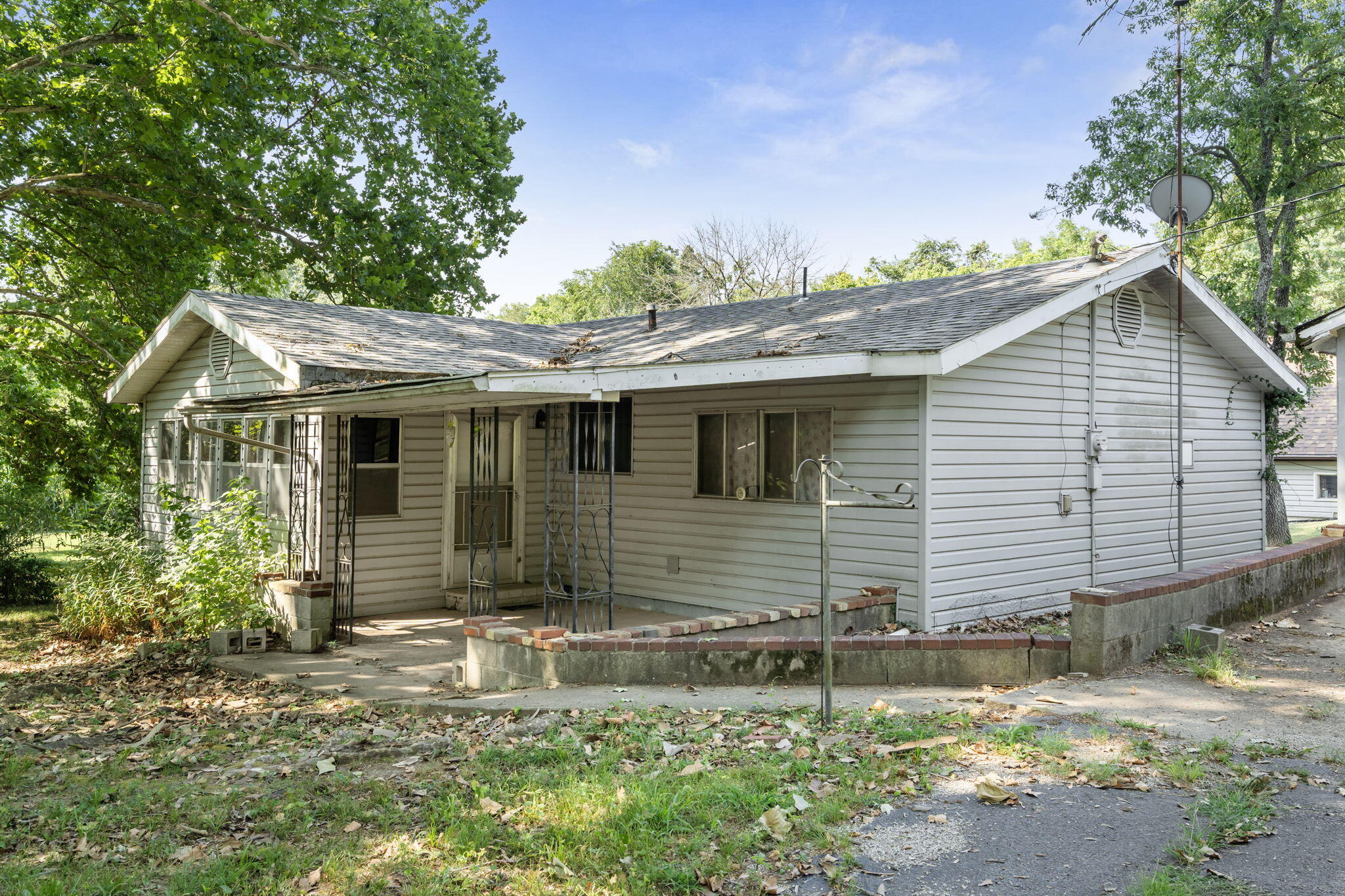 2353 Eaglecrest Road Property Photo 7