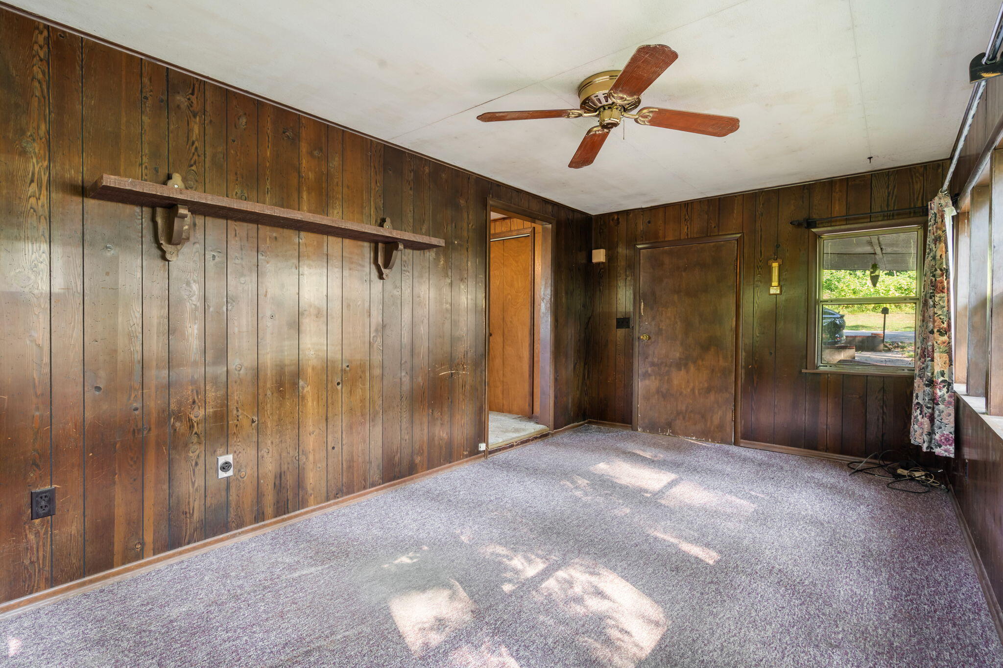 2353 Eaglecrest Road Property Photo 12