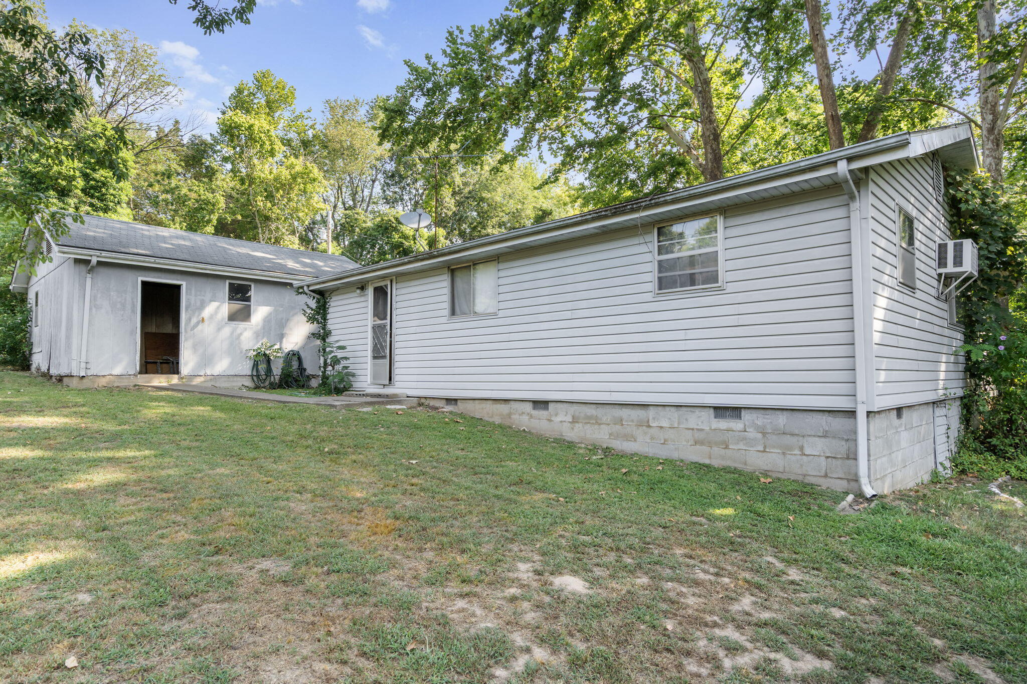 2353 Eaglecrest Road Property Photo 37