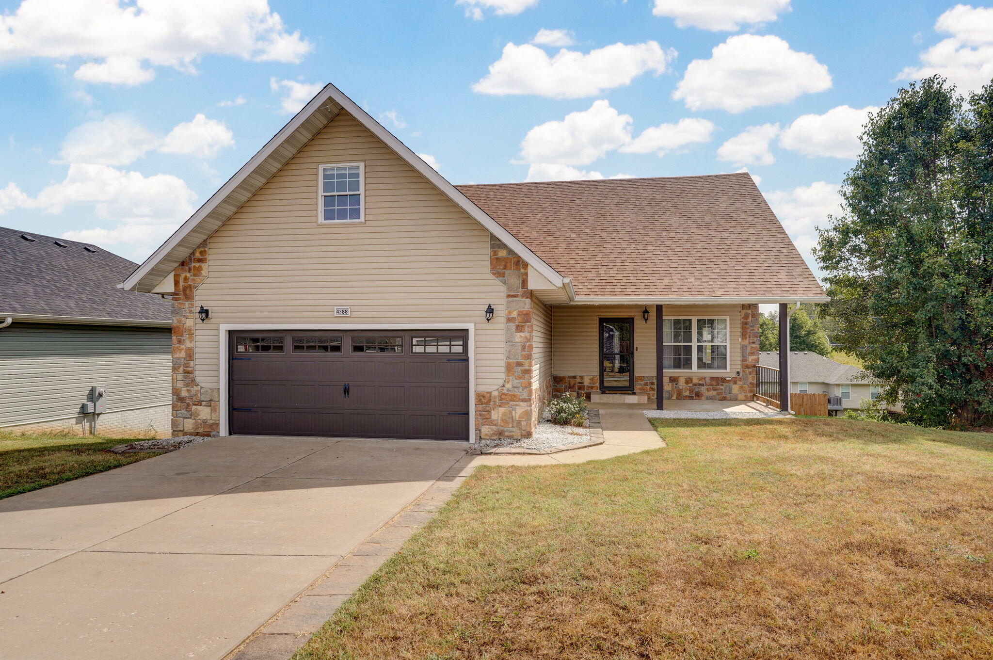 4388 North Shirley Avenue Property Photo 1