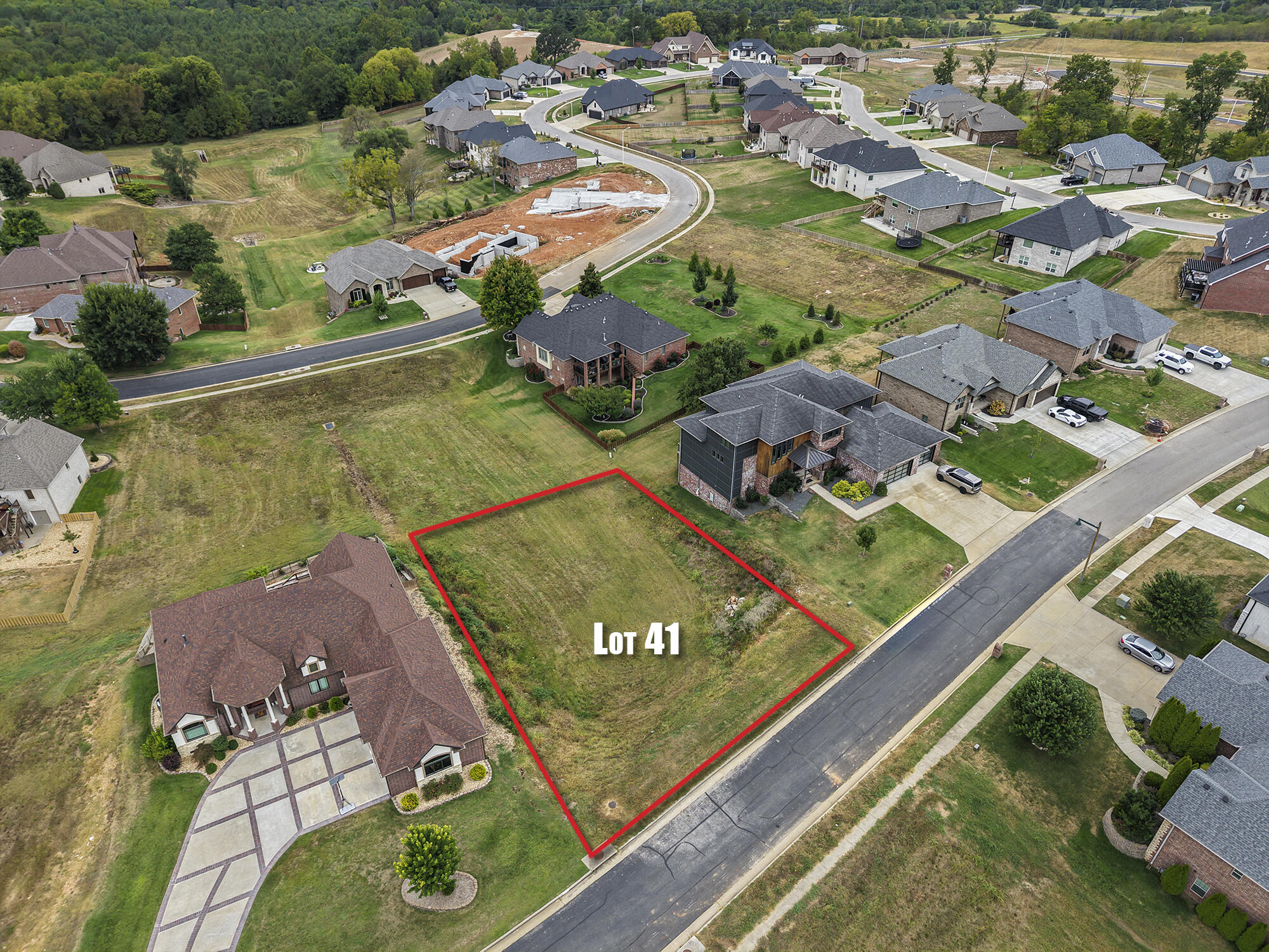 1568 West Gaslight Drive Property Photo 4