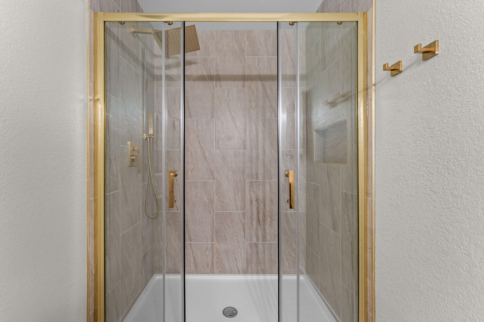 120 Mocking Jay Lane 119 Property Photo 15
