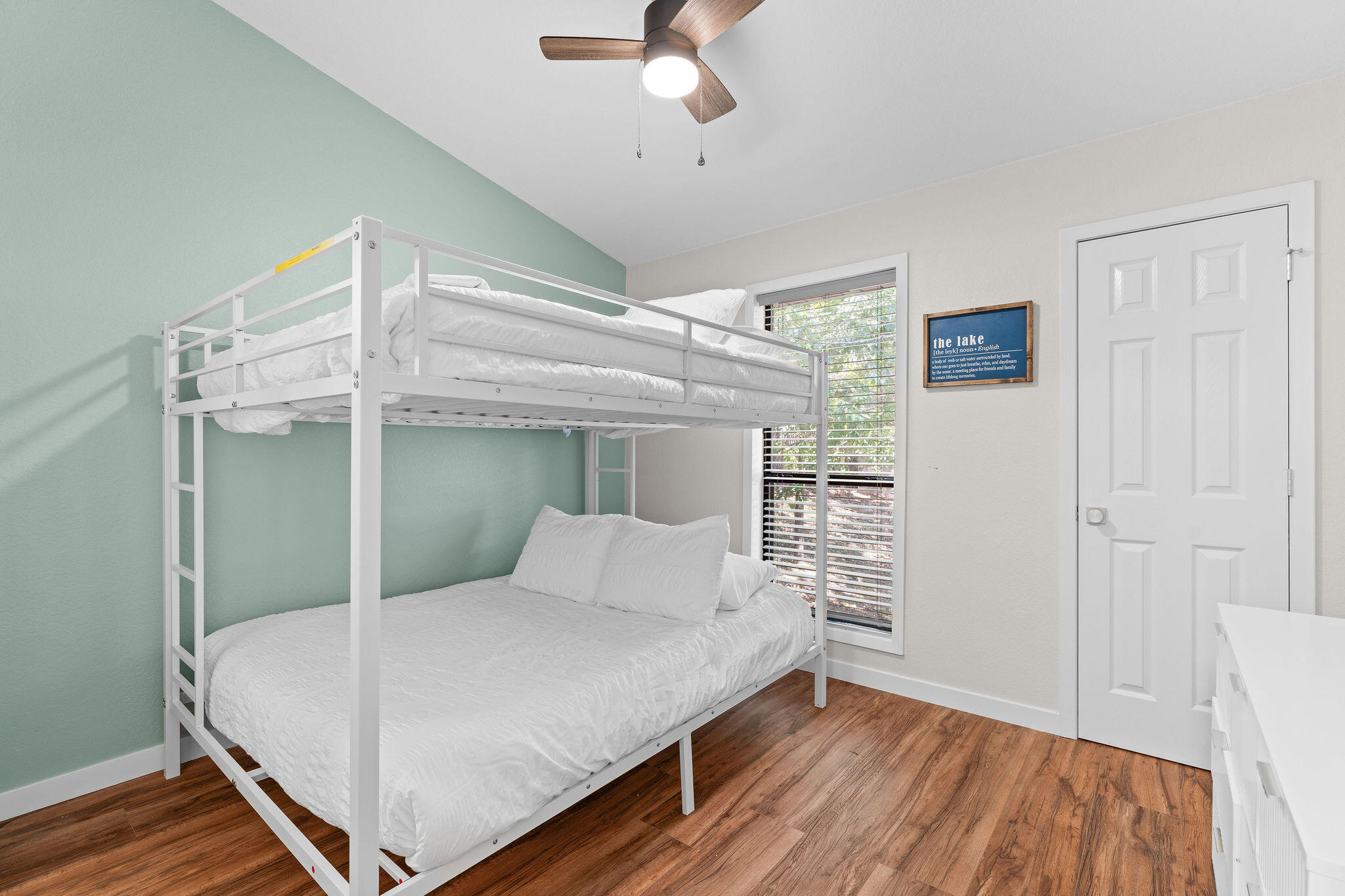 120 Mocking Jay Lane 119 Property Photo 16