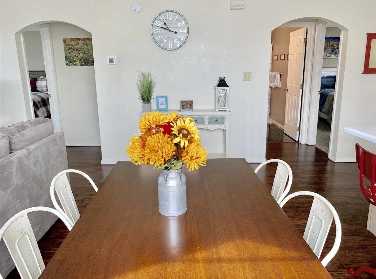 2700 Green Mountain Drive 3 Property Photo 20