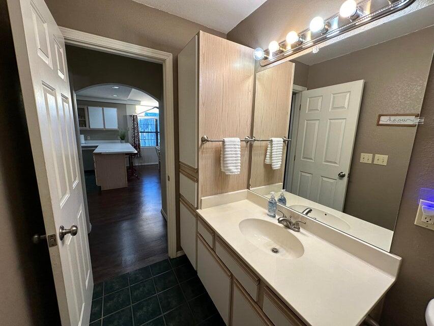2700 Green Mountain Drive 3 Property Photo 47