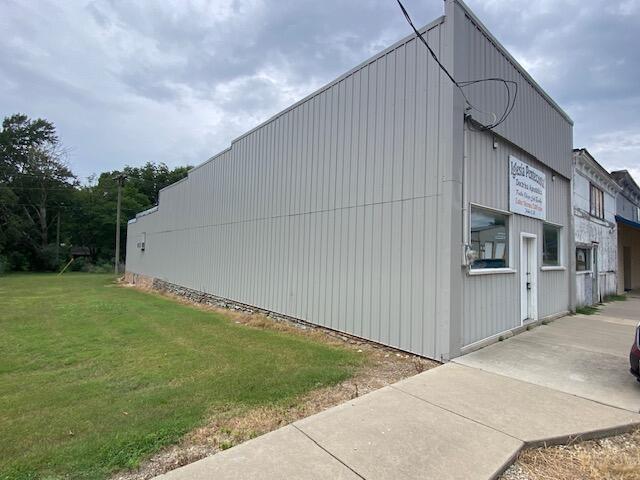 103 South 3rd Street Property Photo 2