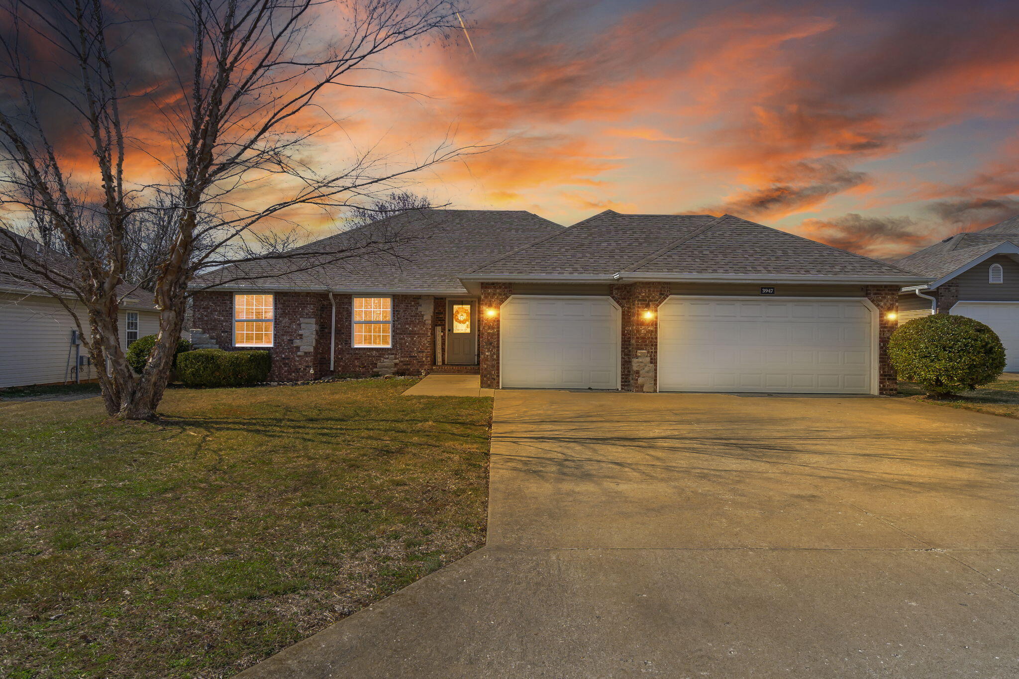 3947 South El Susan Avenue Property Photo 1