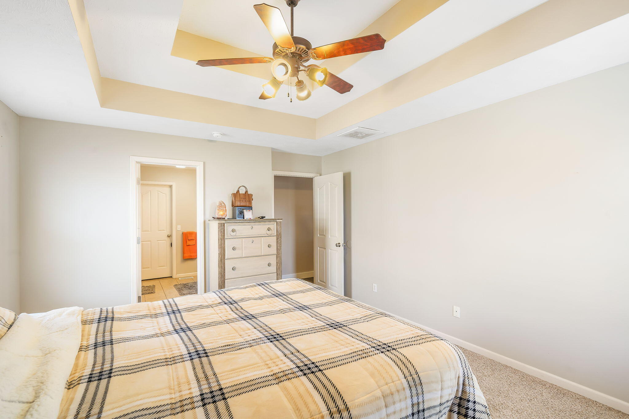 3947 South El Susan Avenue Property Photo 17