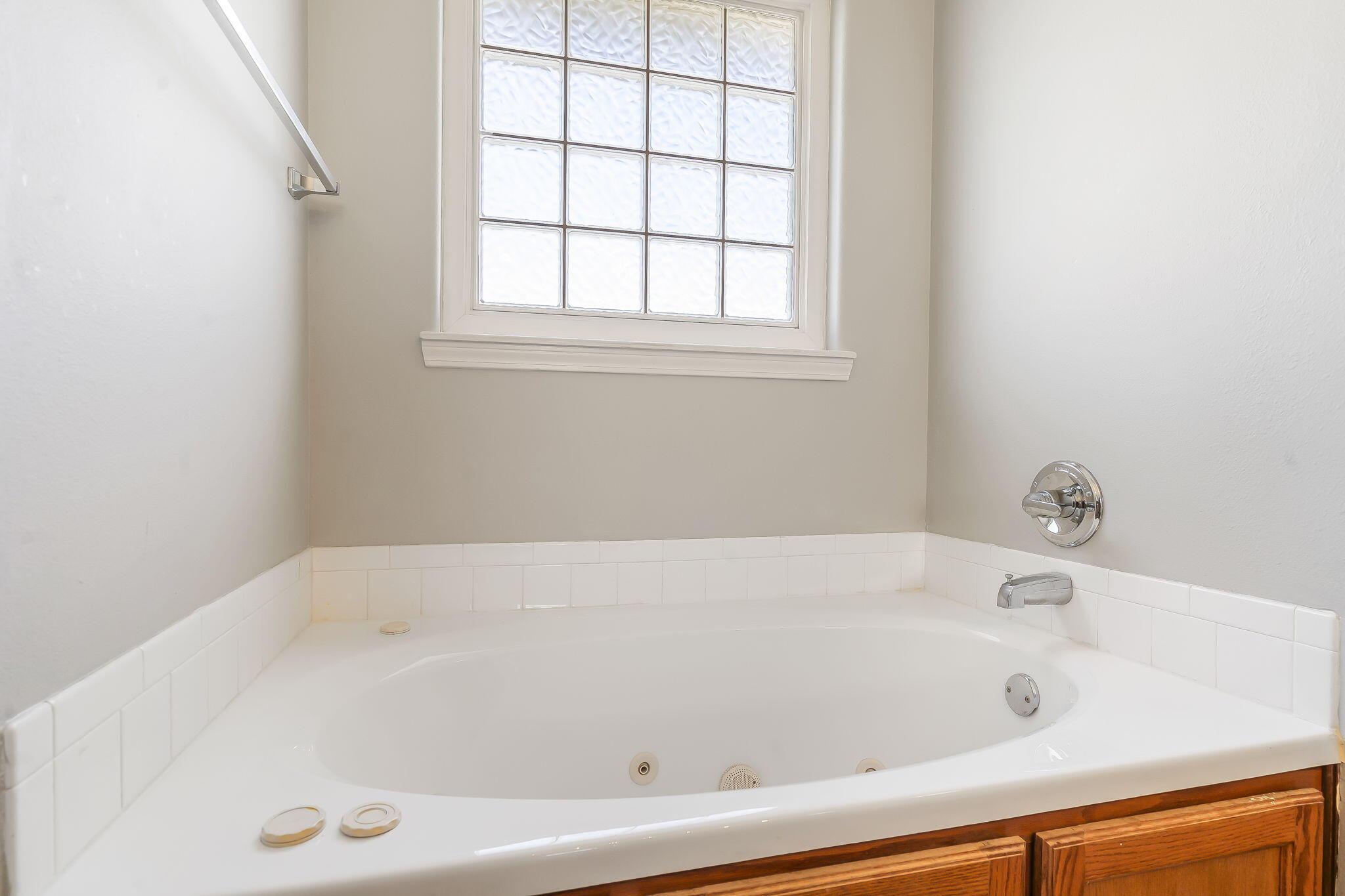 3947 South El Susan Avenue Property Photo 19