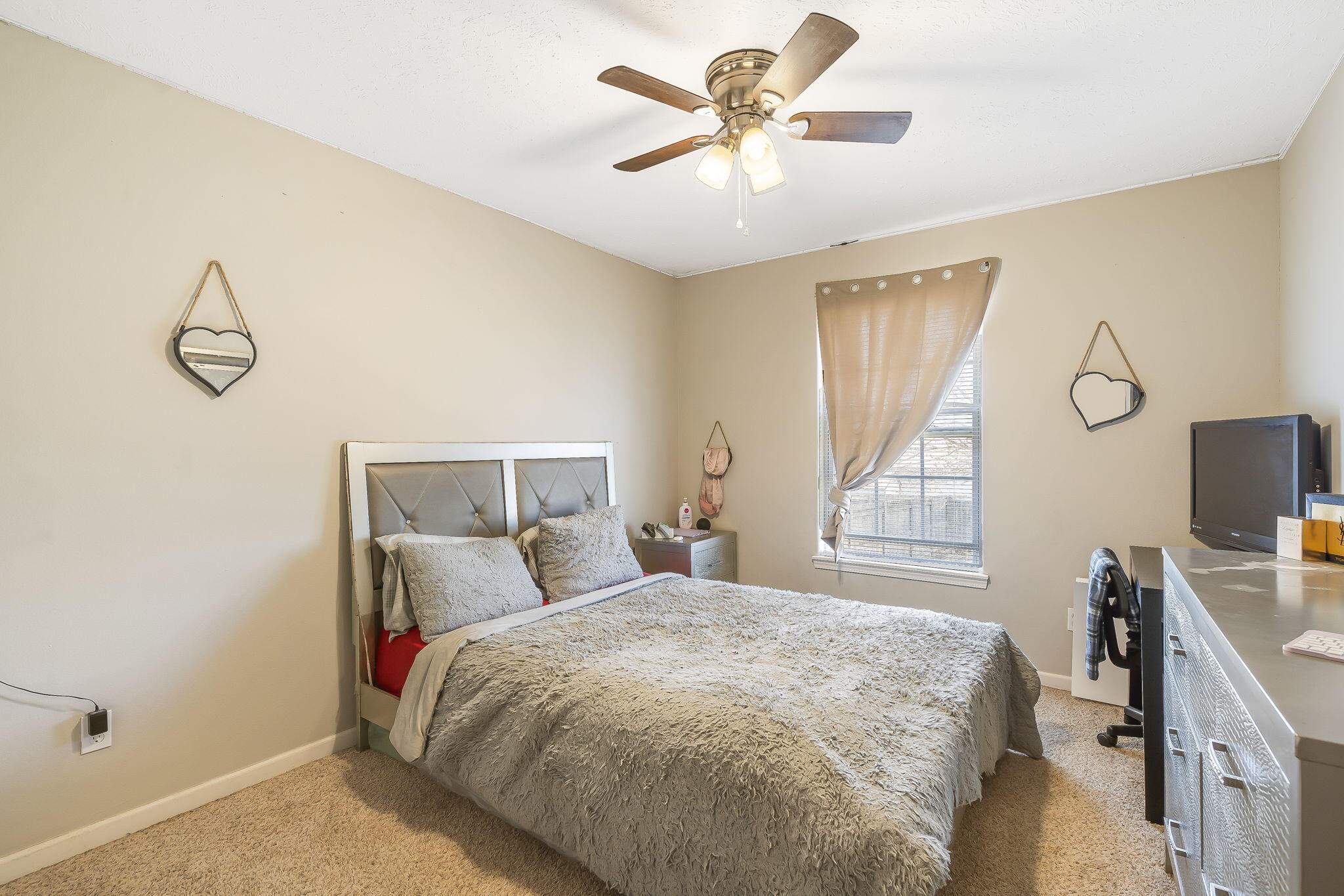 3947 South El Susan Avenue Property Photo 22