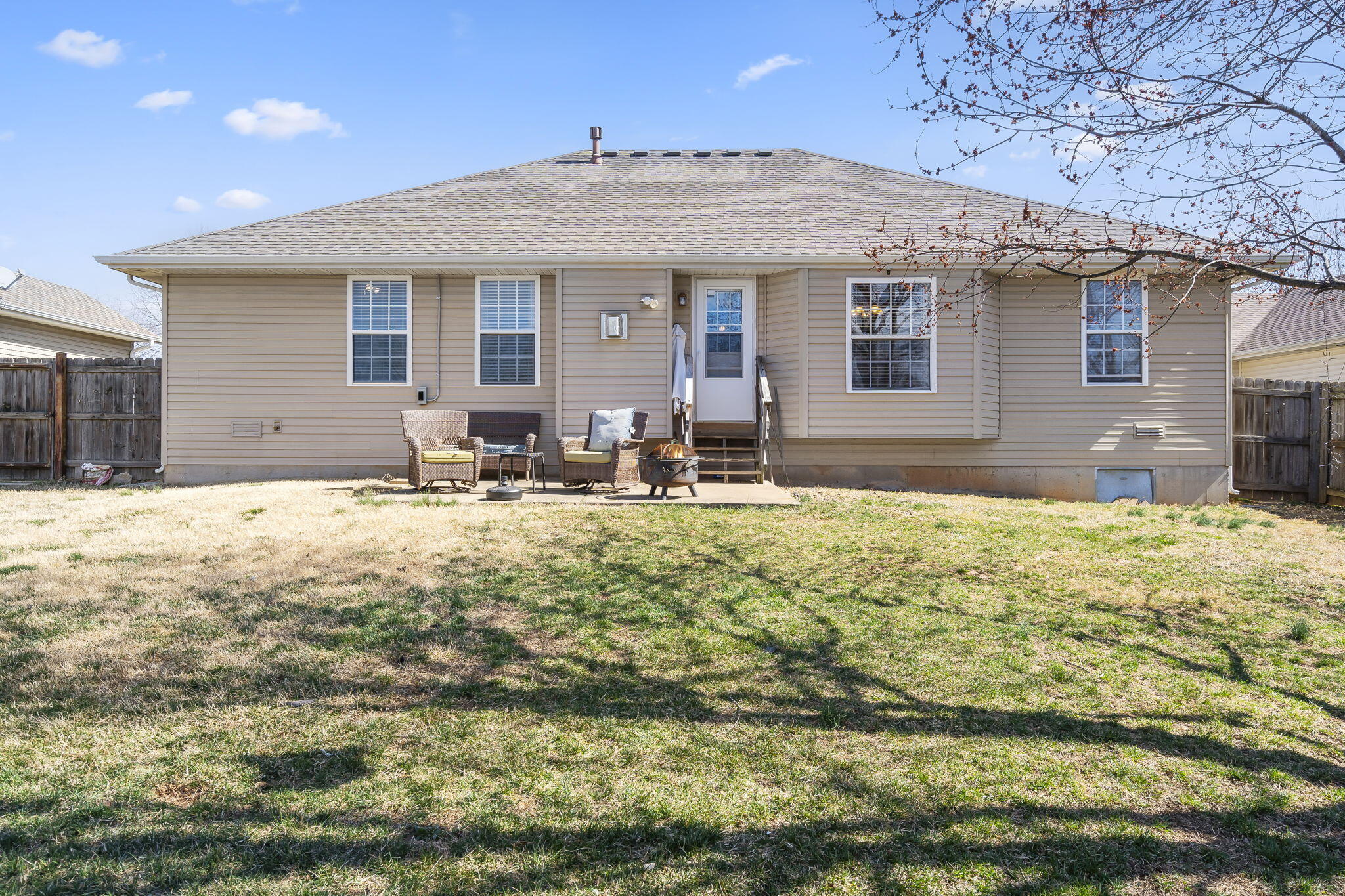 3947 South El Susan Avenue Property Photo 31