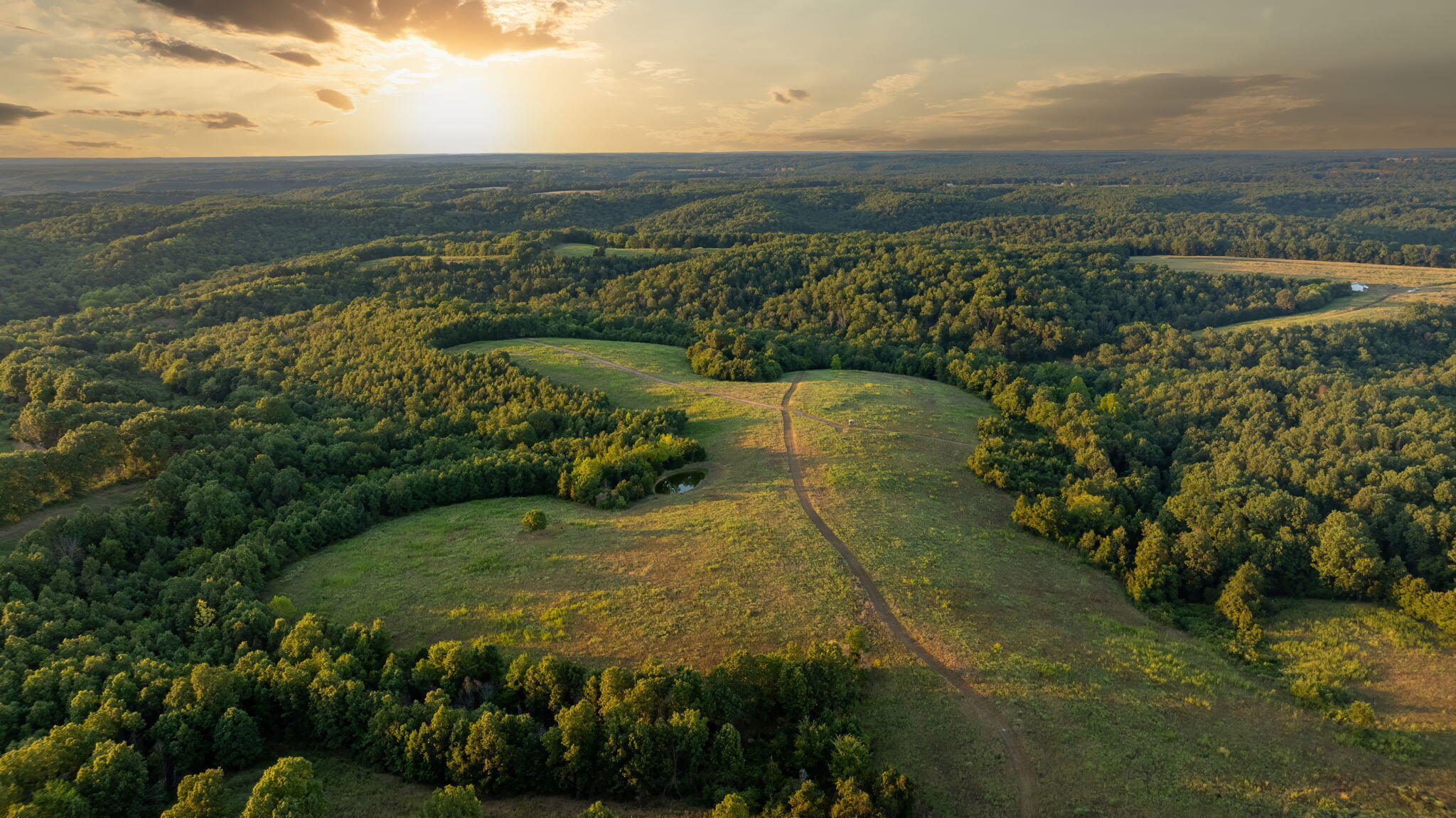 13760 Junction Road Property Photo 4