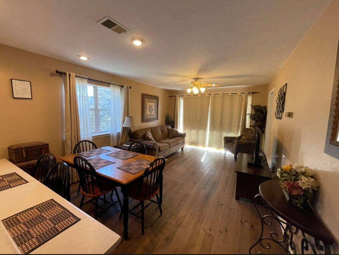 545 Valley View Road 101 Property Photo 5