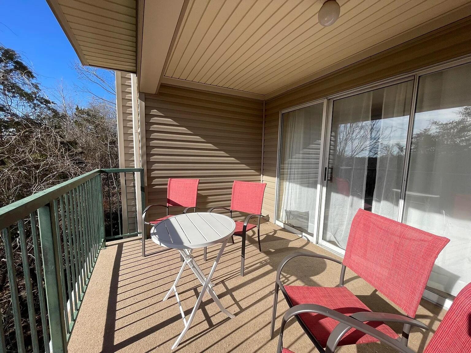 545 Valley View Road 101 Property Photo 26