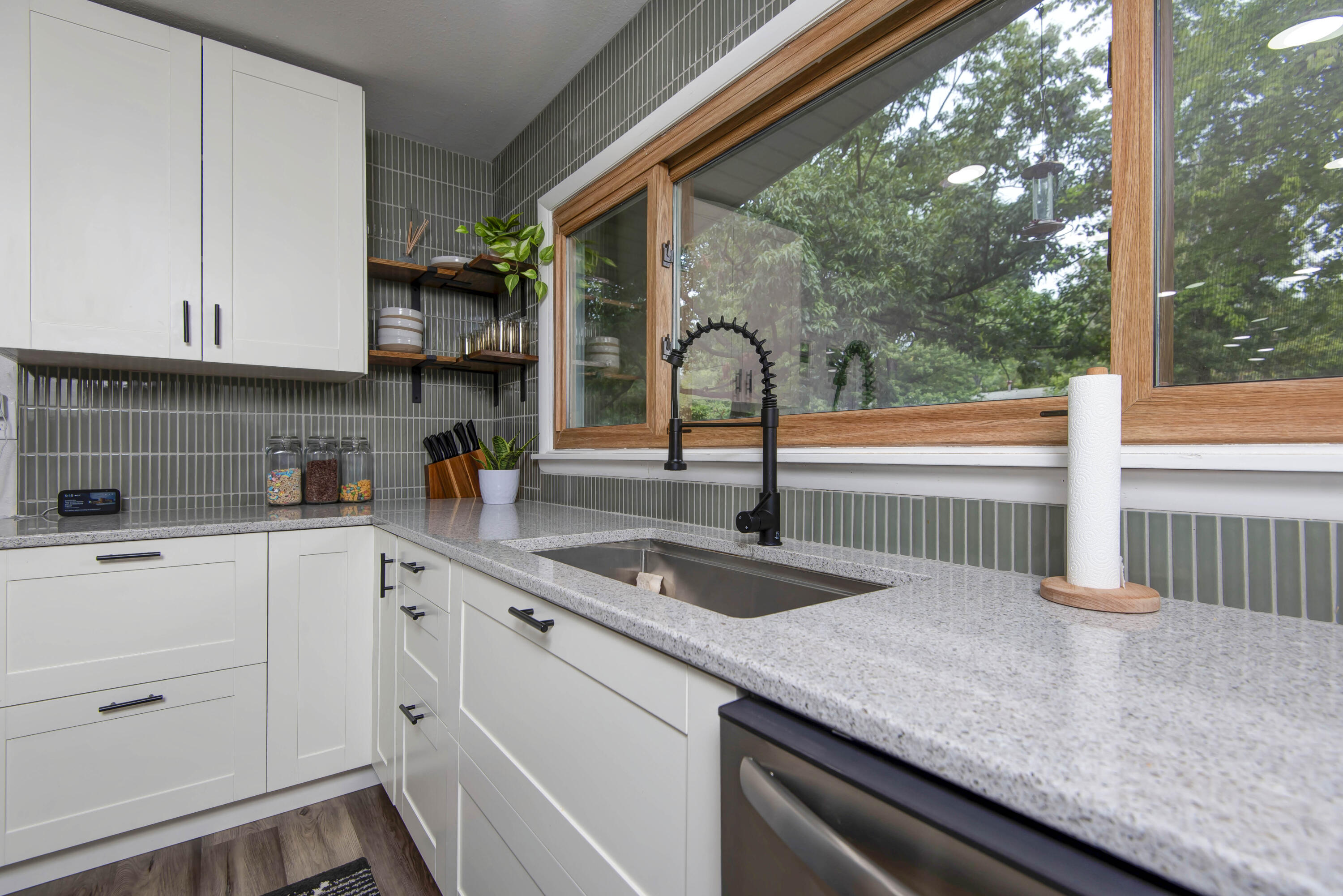 9 Edgemont Drive Property Photo 8