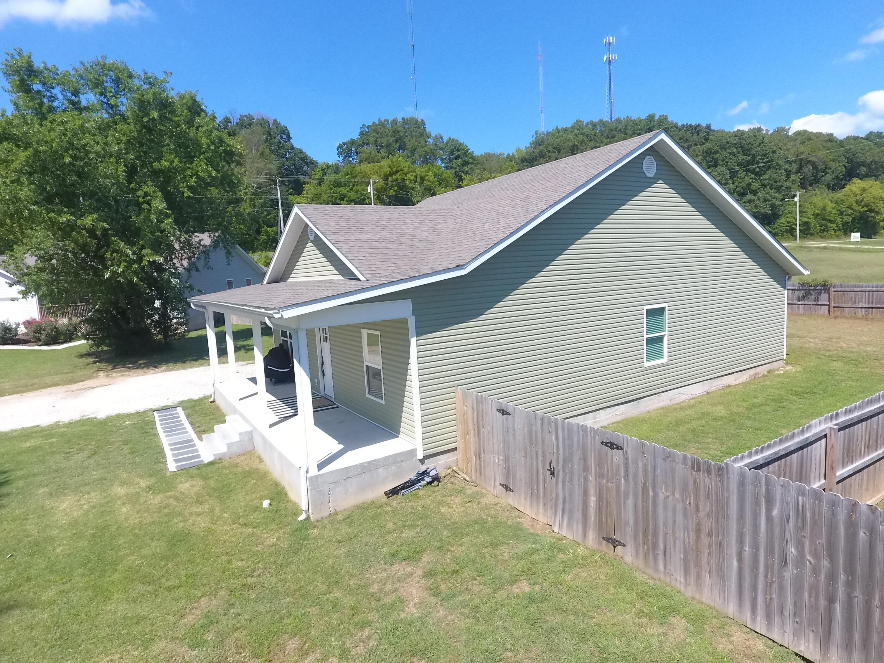 123 Park Valley Court Property Photo 2